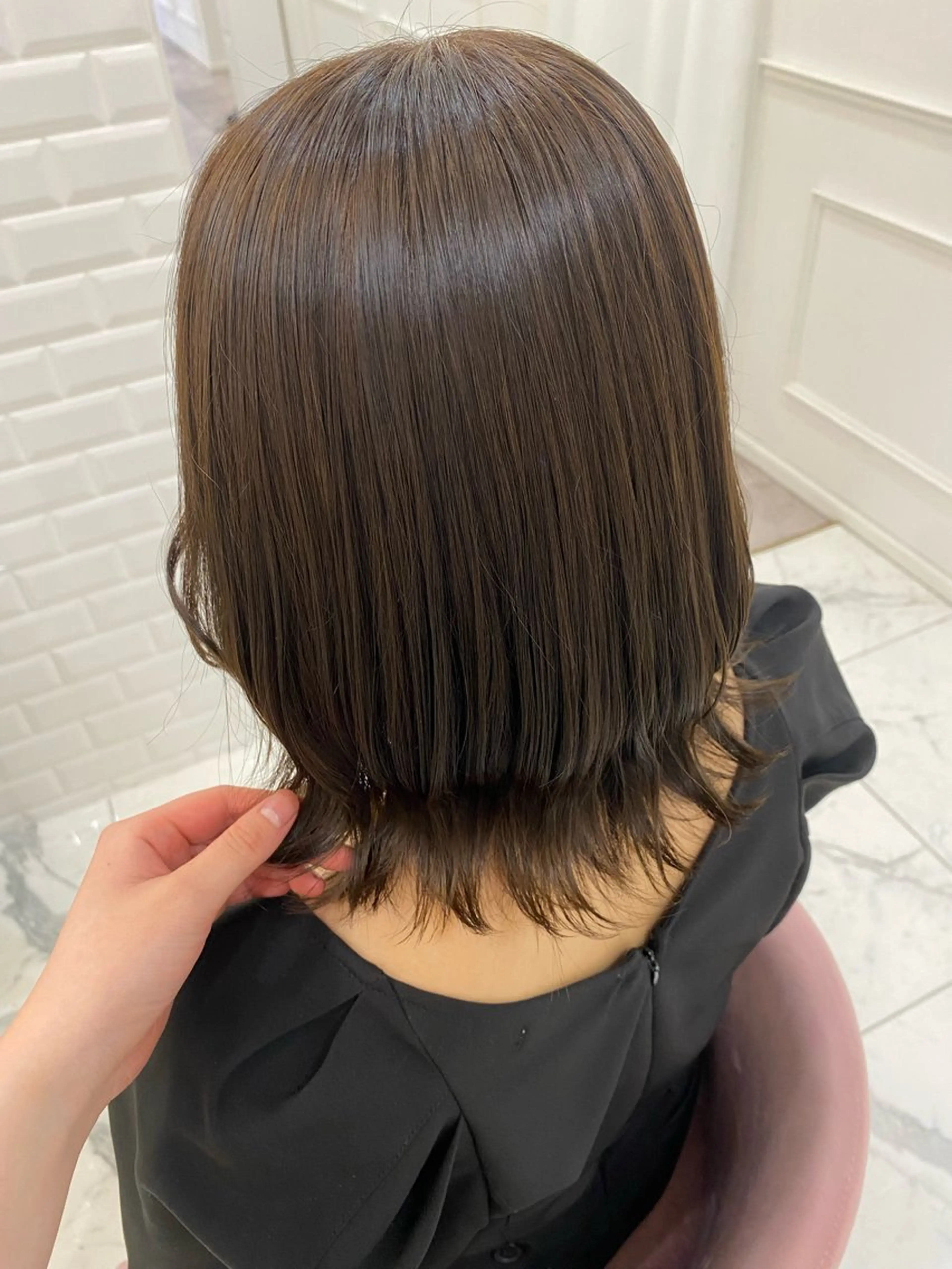 ミディアム 新田 妃那のヘアスタイル