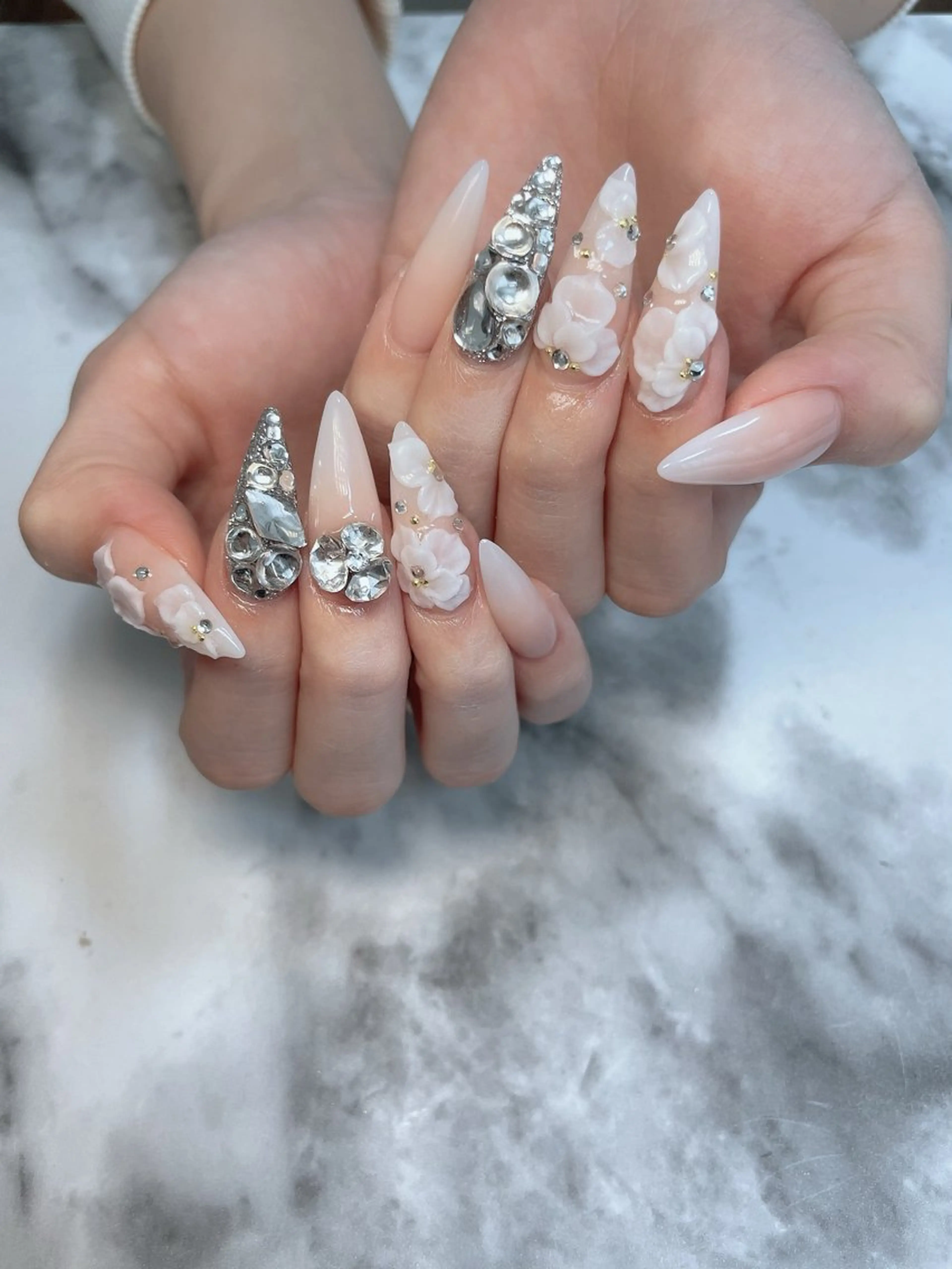 ネイル ハンドネイル salon de belnetta所属・kayo 💅のネイルデザイン