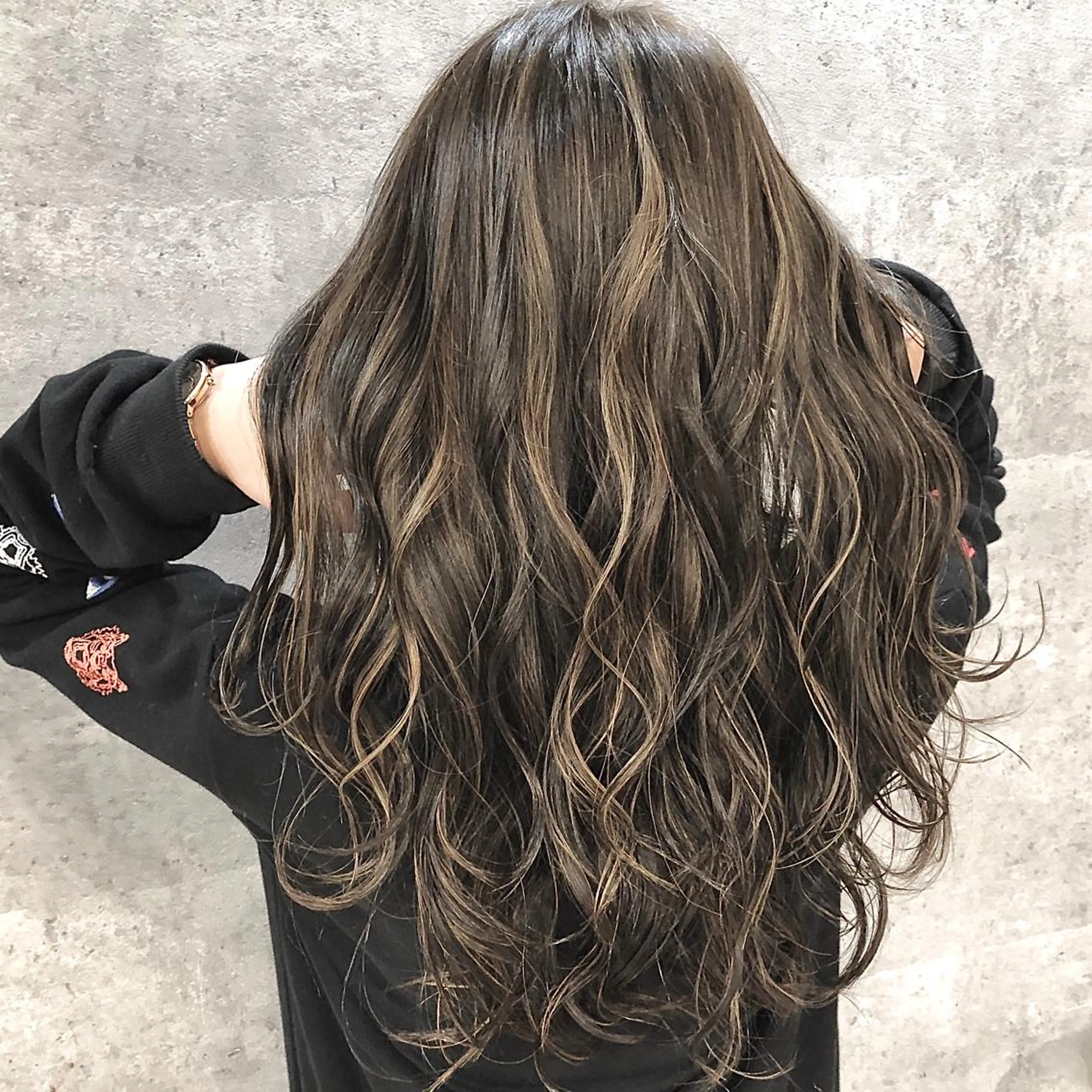 ロング ハイライト MiL所属・✨ハイトーン✨ 濱田知孝のヘアスタイル