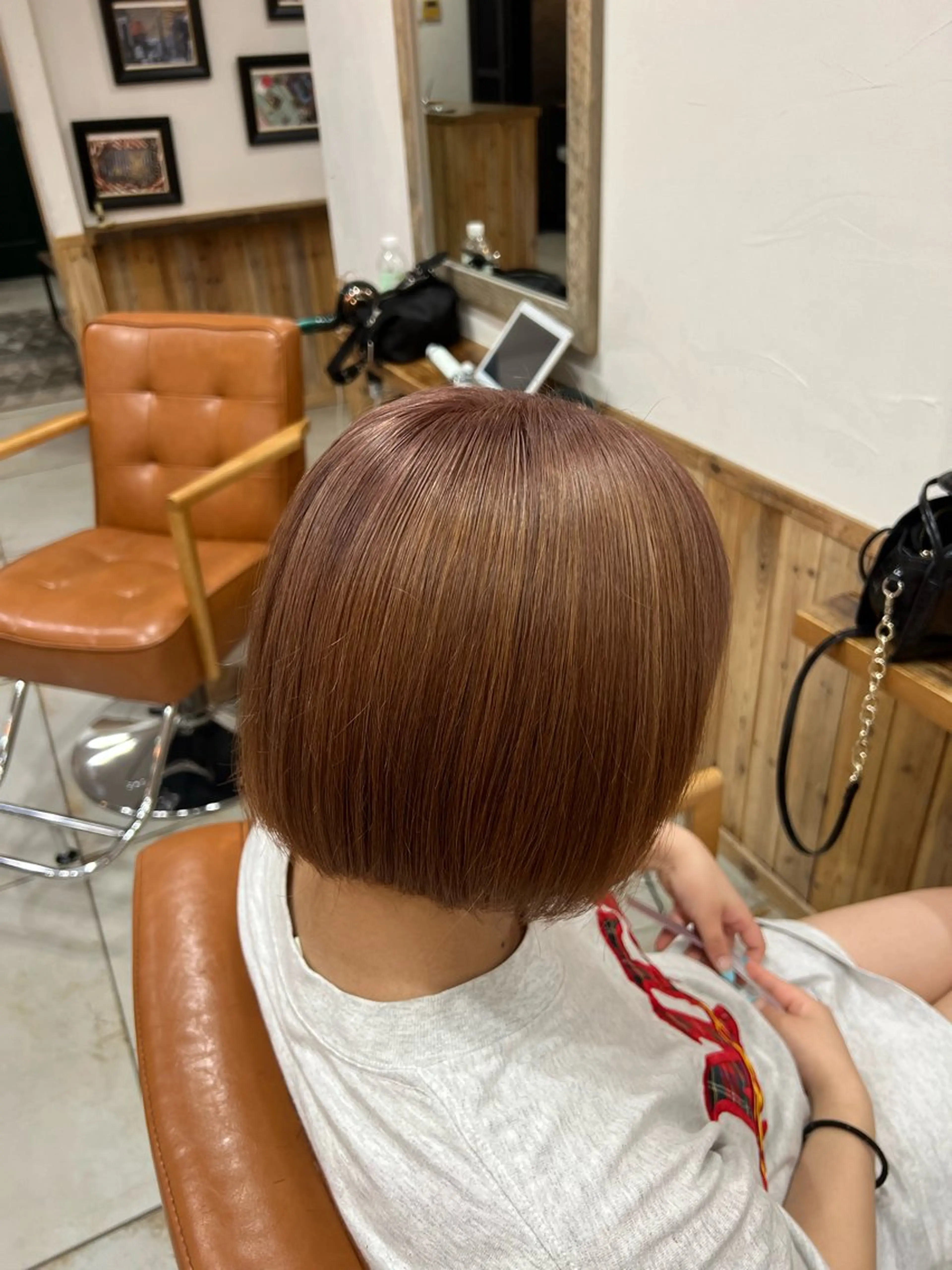 ショート カラー ベージュカラー ボブ ヘアカラー トリートメント 🌈ダブルカラー🌈 💚みやのしんじ💚のヘアスタイル