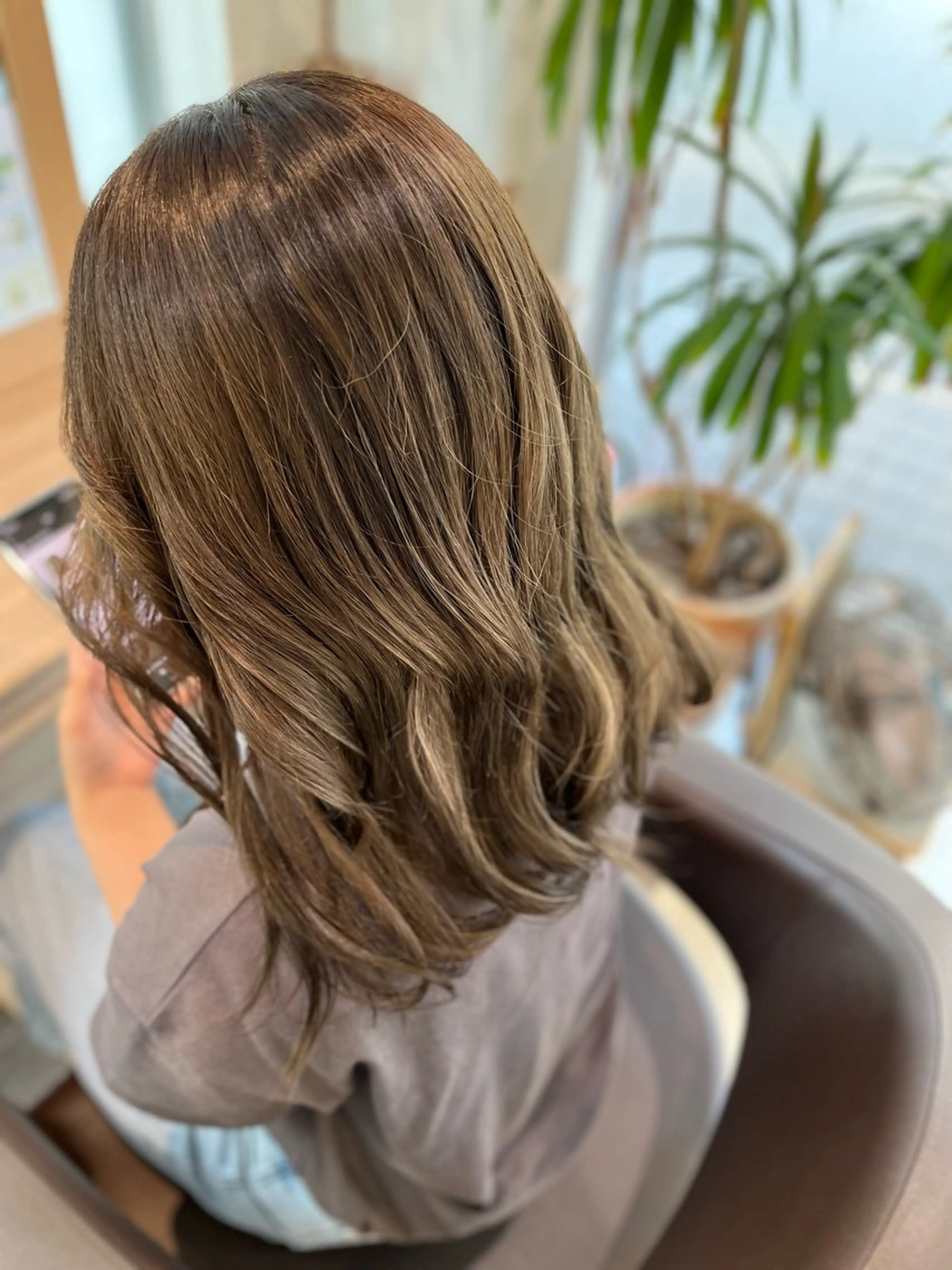 セミロング 【メンズパーマ✨️ フェザーパーマ】岩城のヘアスタイル