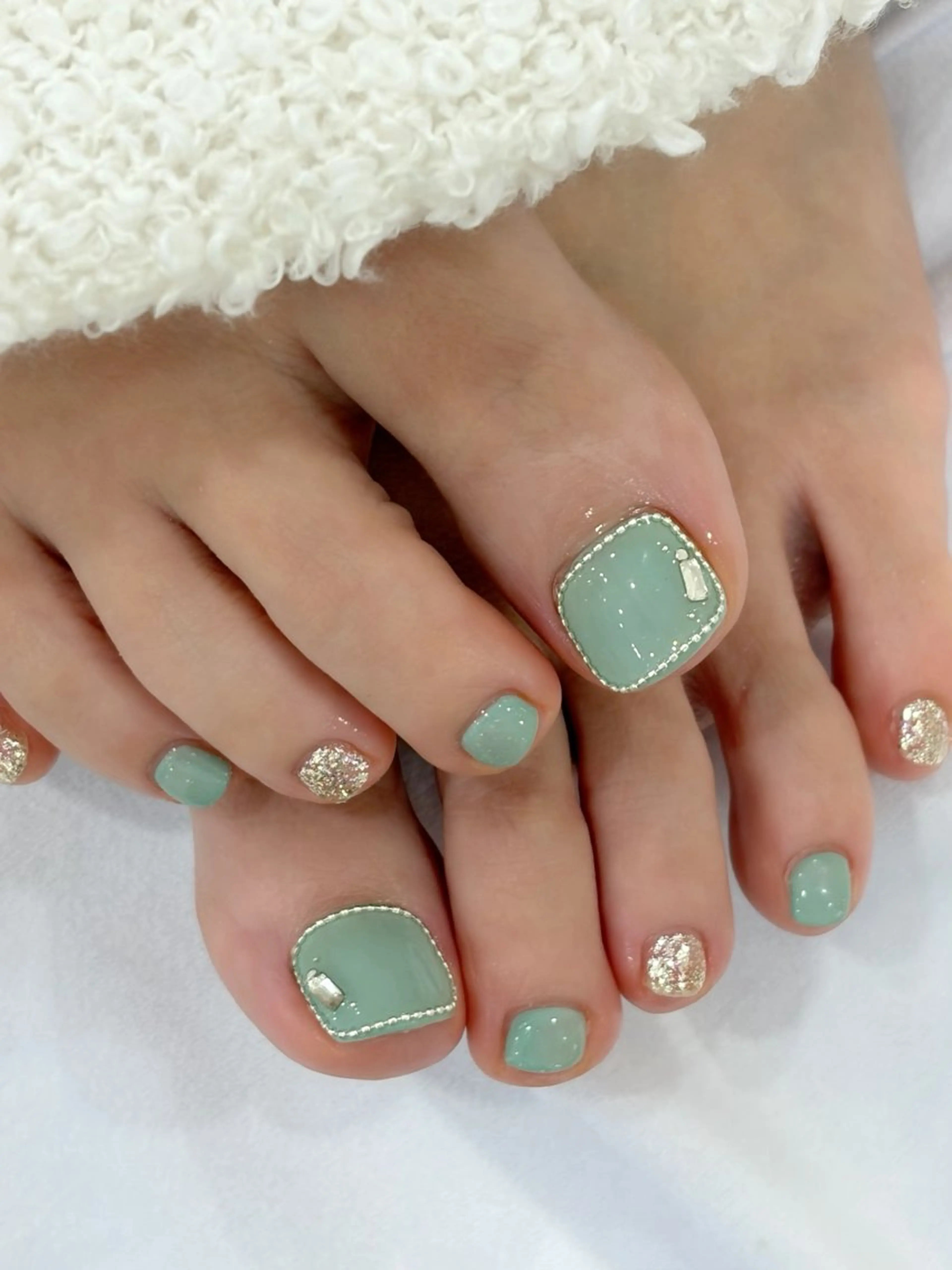 ネイル グリーン soi.所属・f. harukaのネイルデザイン