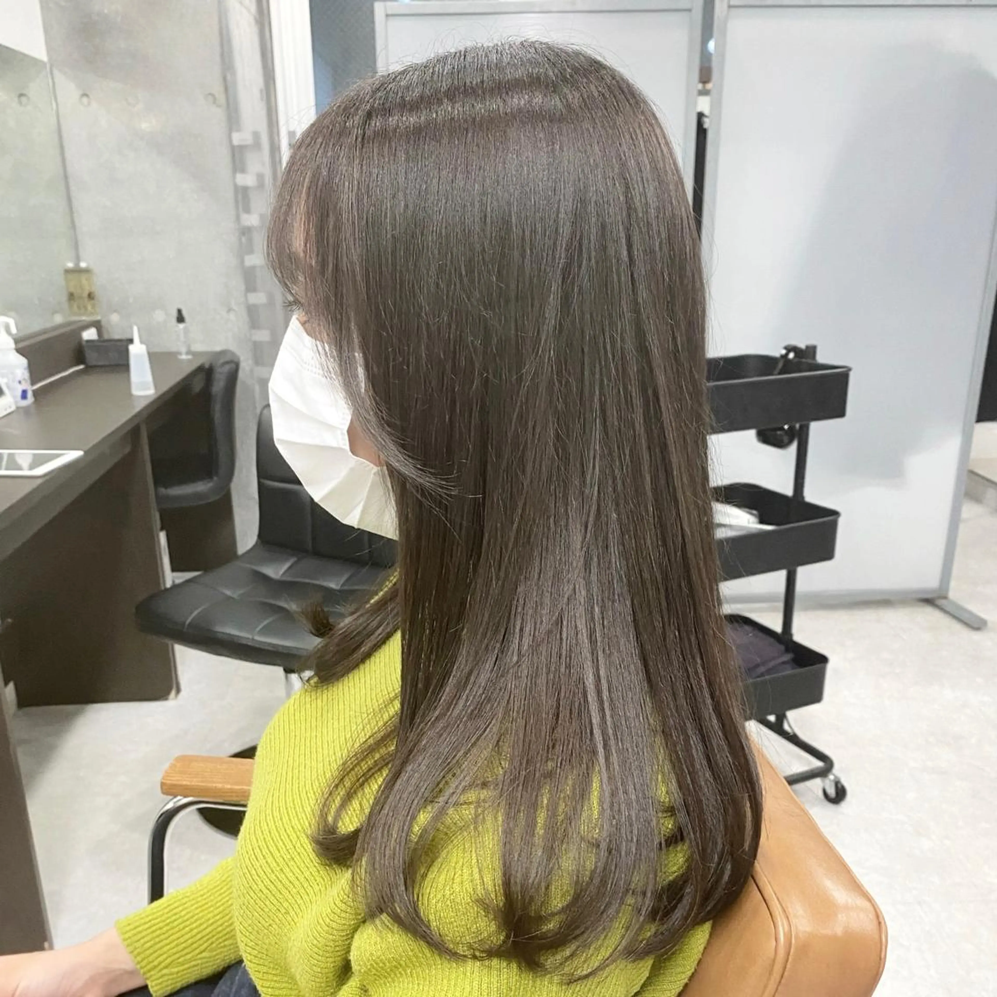 セミロング カラー パーマ ヘアアレンジ メンズ キッズ ネイル マツエク・マツパ アイブロウ 似合わせカラー♡髪質 改善🎀サトカ🍒のヘアスタイル