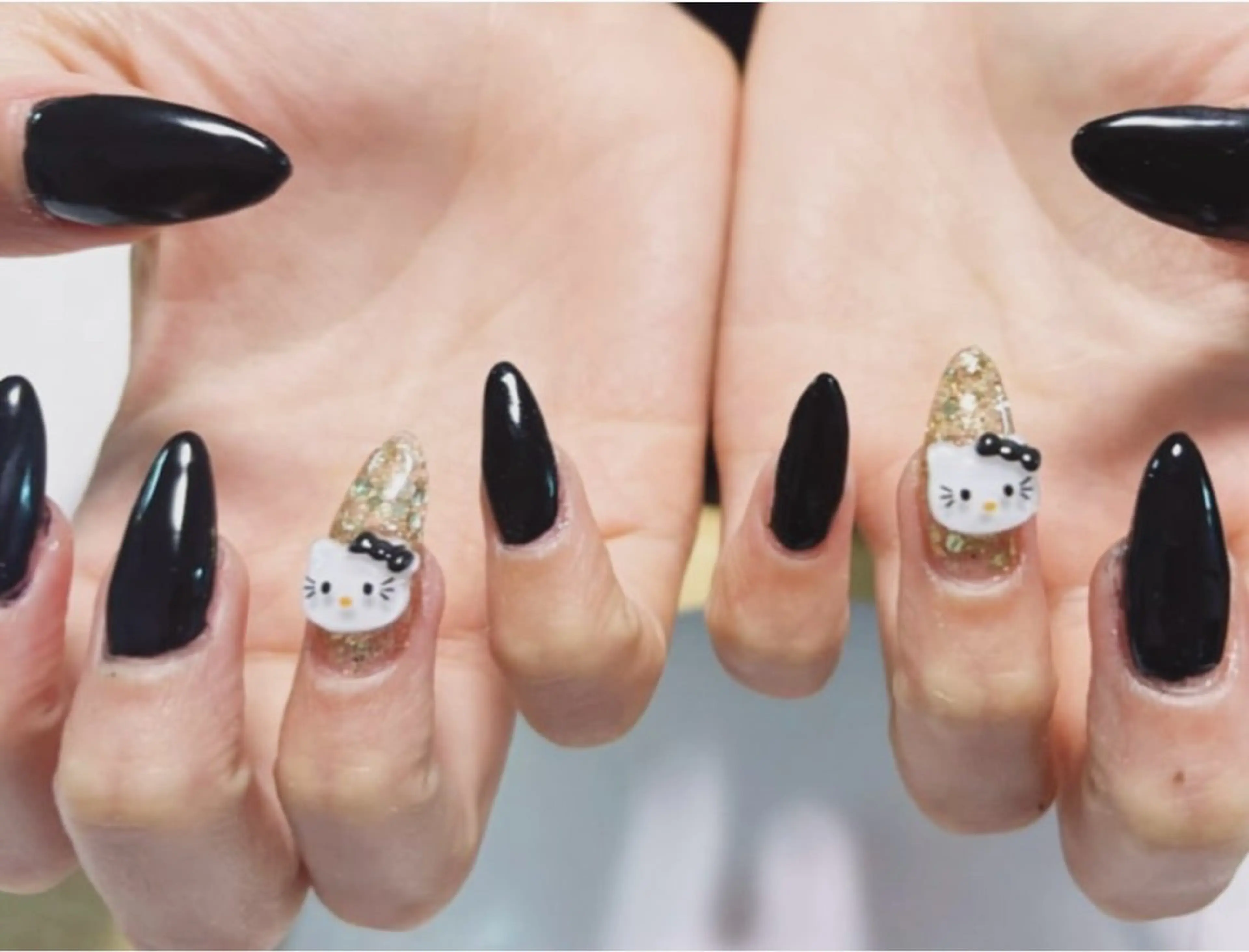 ネイル フラッシュネイル フットネイル フレンチネイル ジェルネイル ガラスフレンチ Nail salon Natulalのネイルデザイン