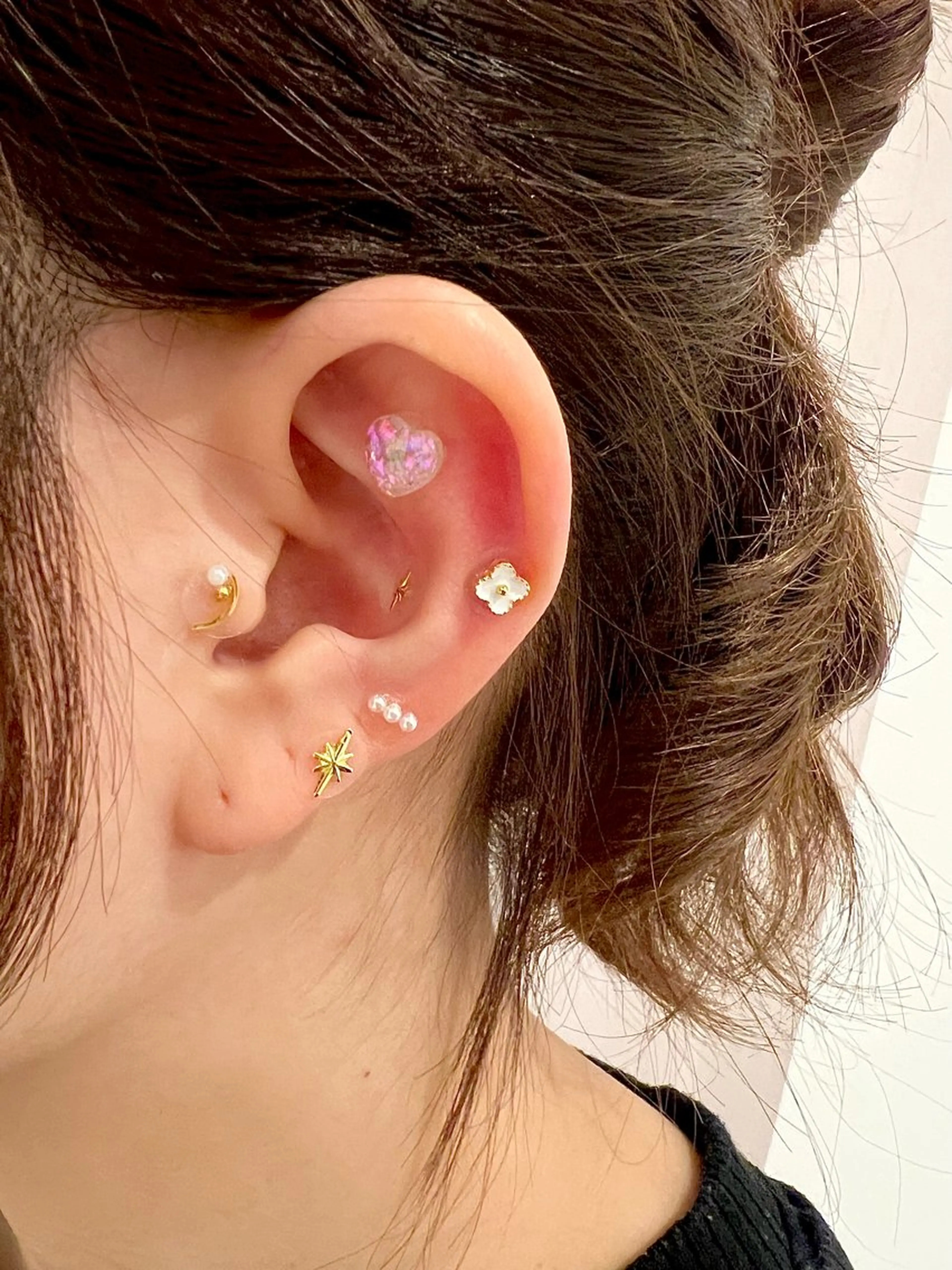 耳つぼジュエリーモニター両耳10粒¥2800    まつ毛パーマセットなら¥11600→¥10000でお特！の写真