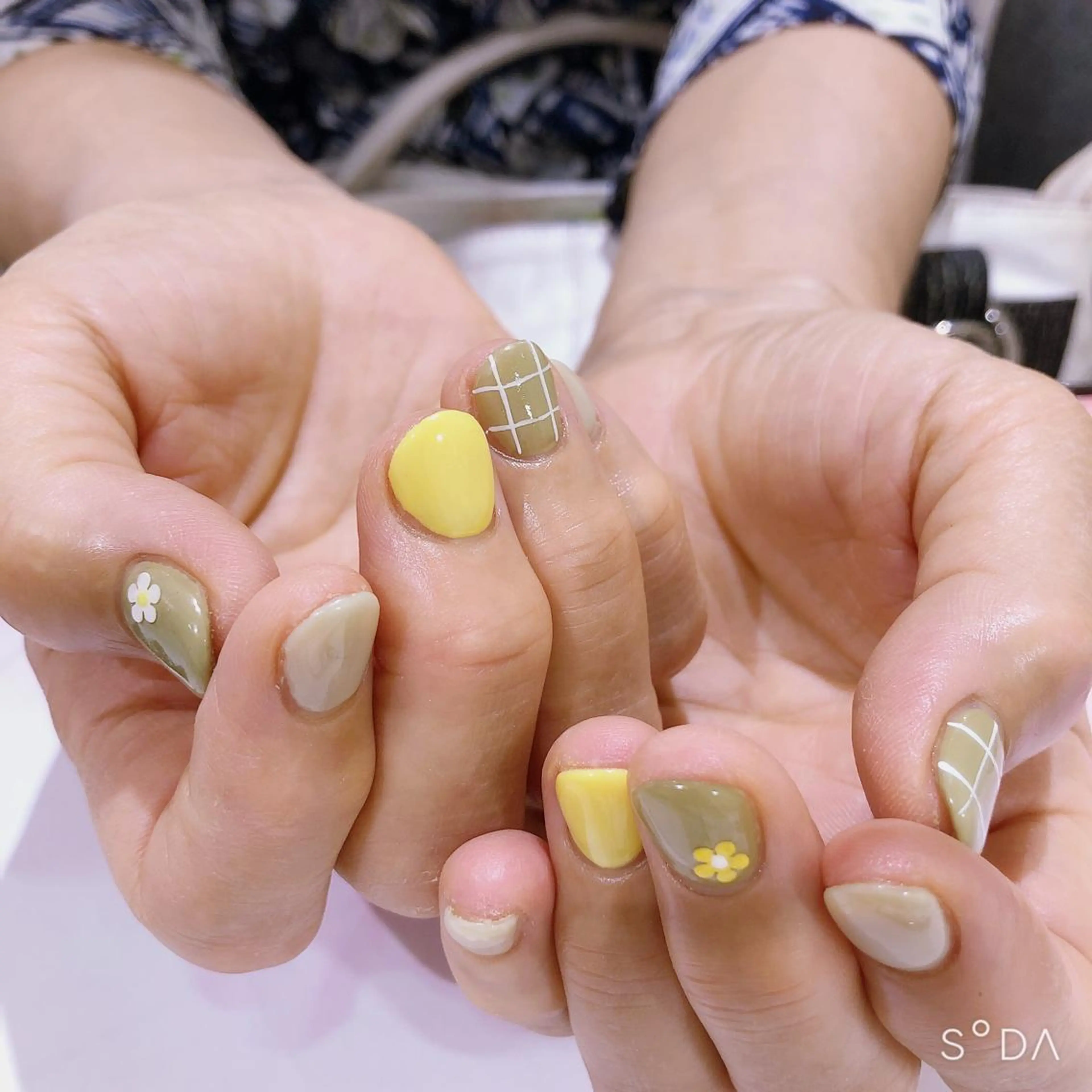 ネイル 春ネイル ハンドネイル 吉野✨ ネイルデザイナー✨のネイルデザイン