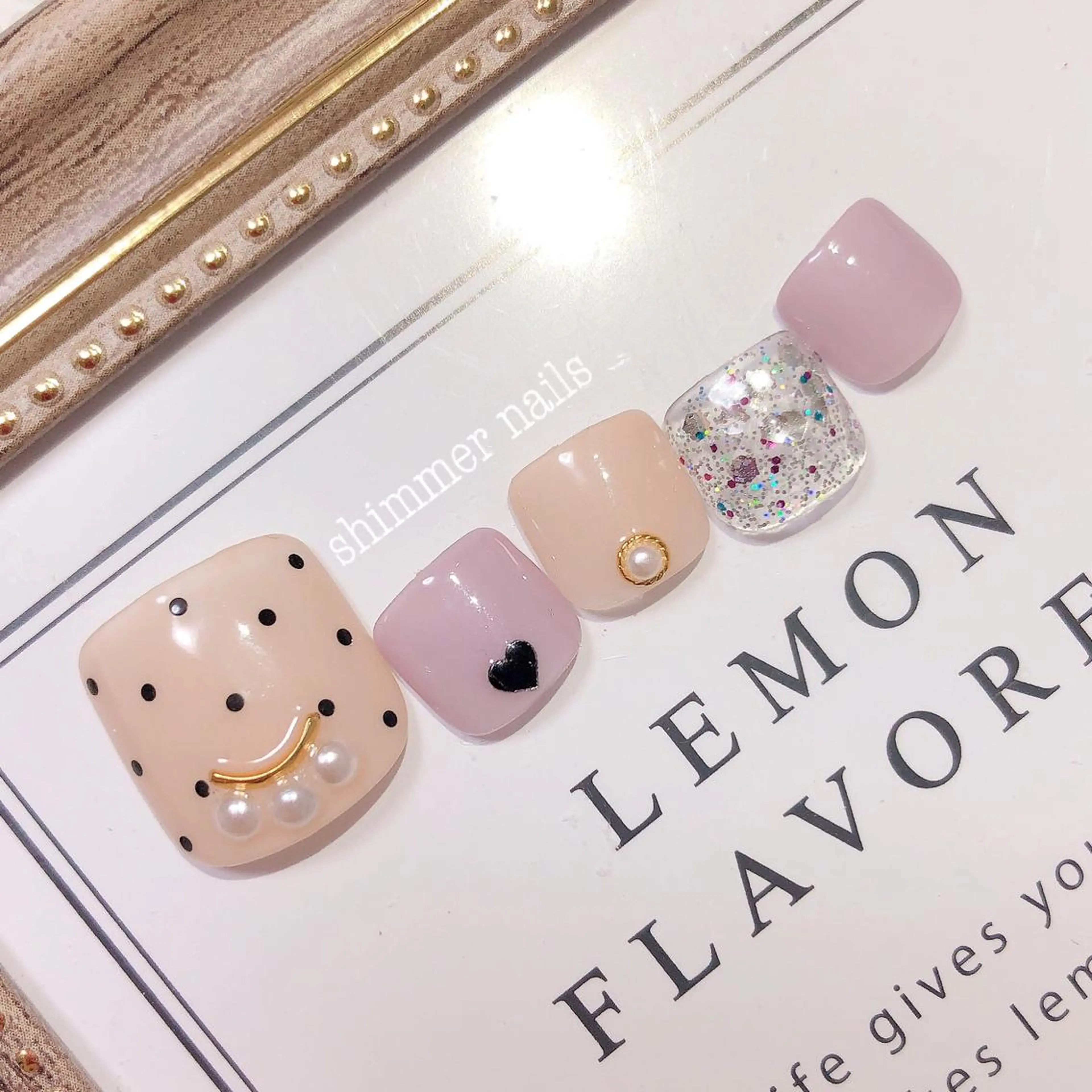 ネイル shimmer nailsのネイルデザイン