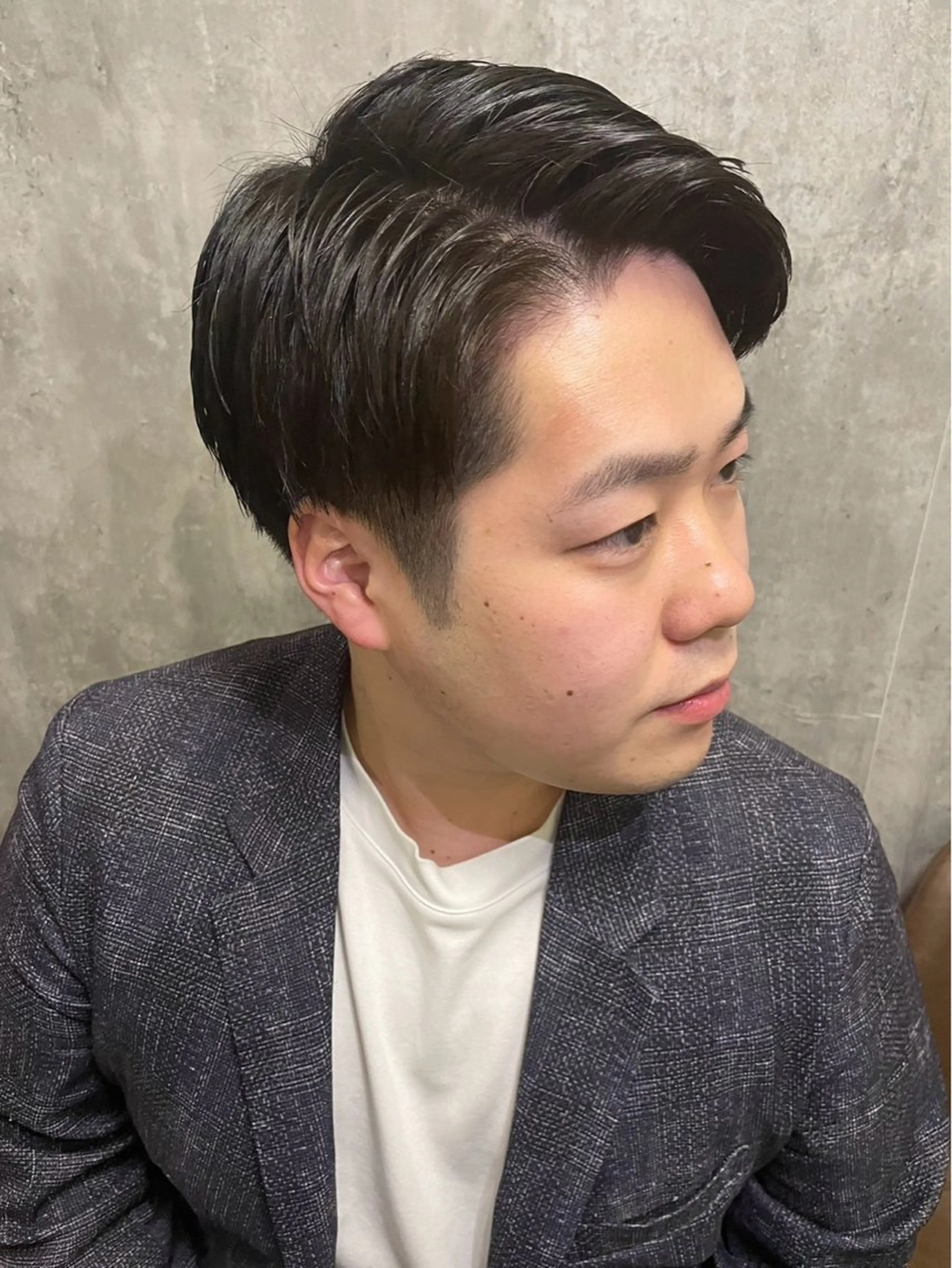 ショート ヒロ銀座バーバーショップ東京駅丸の内店所属・對馬 虎太郎のヘアスタイル