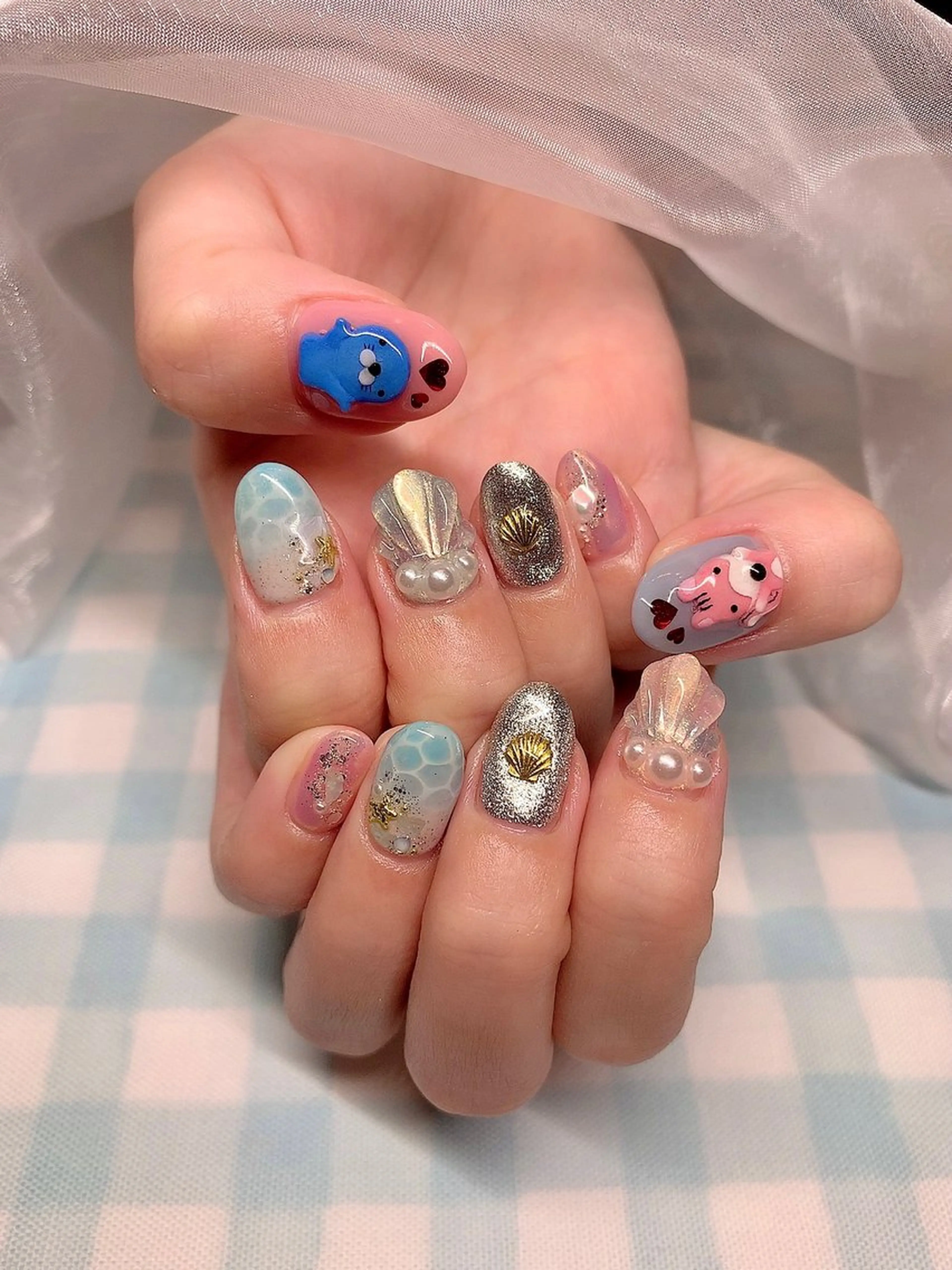 ネイル アートネイル キラキラネイル 韓国ネイル 持ち込み ストーンネイル シェアサロンLei.g(レイジー)所属・3Dアートネイル💗 都築レナのネイルデザイン