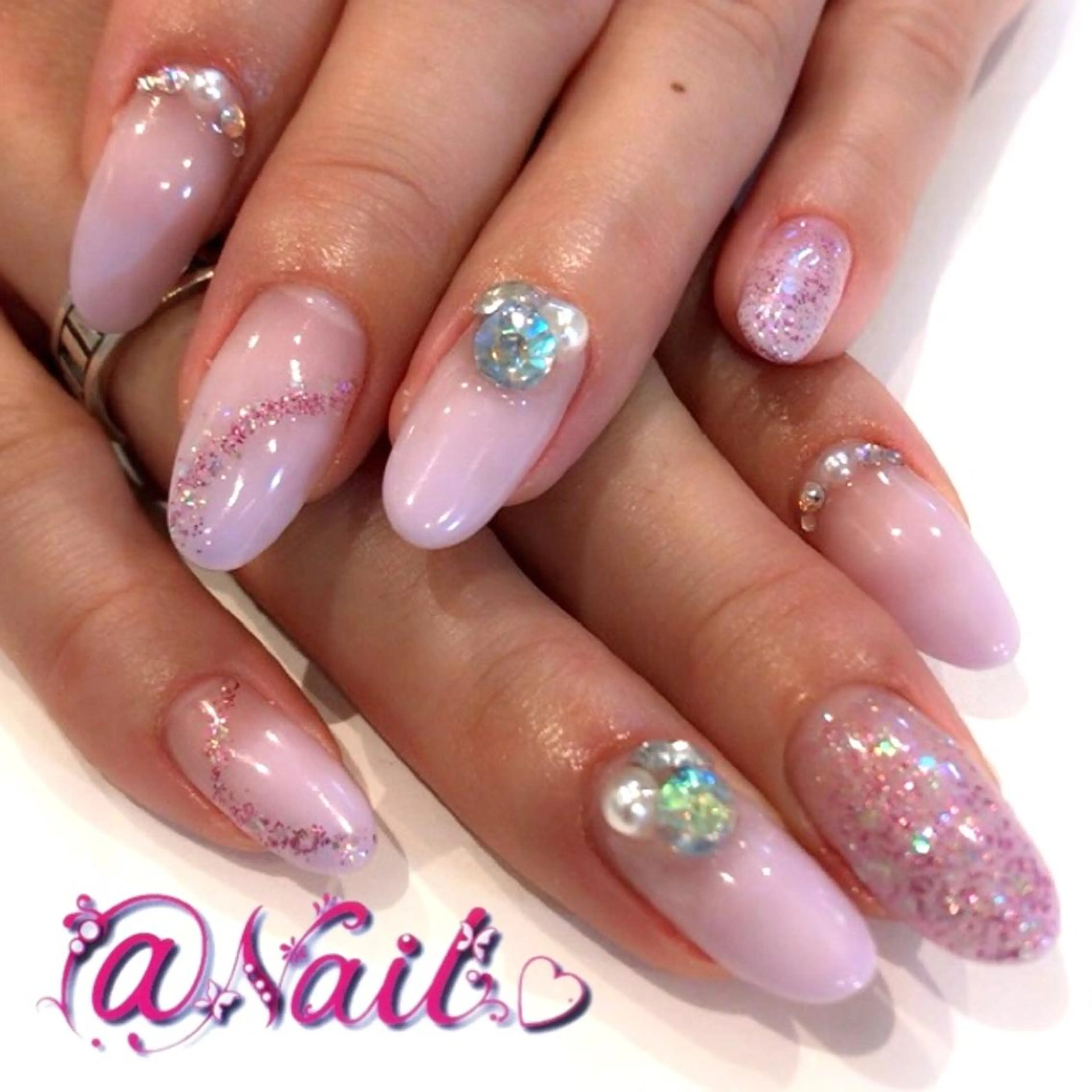 ネイル 小尾 栞のネイルデザイン