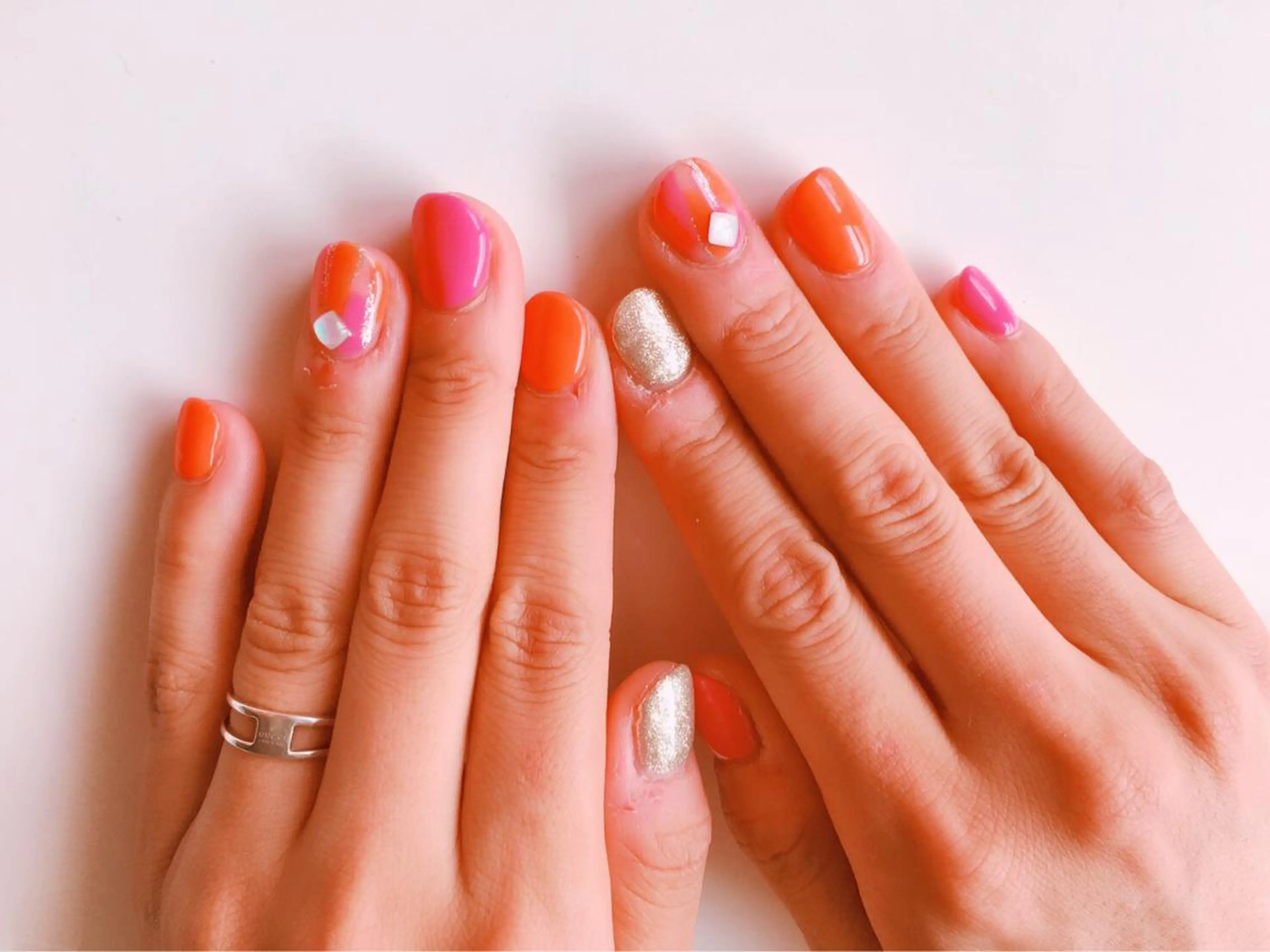 ネイル 【カメレオン】 上村 祥子のヘアスタイル