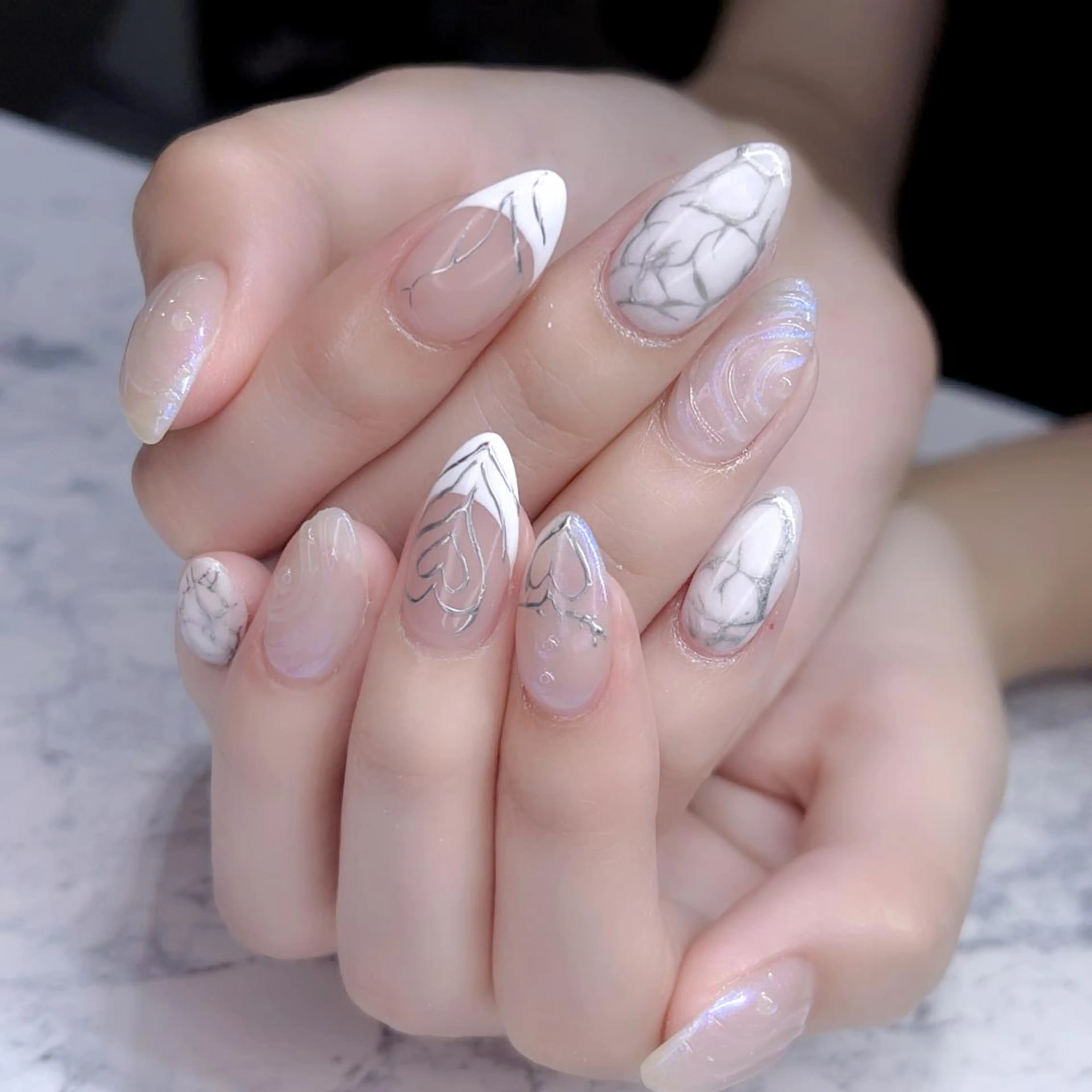 ネイル Queens PUPUのネイルデザイン