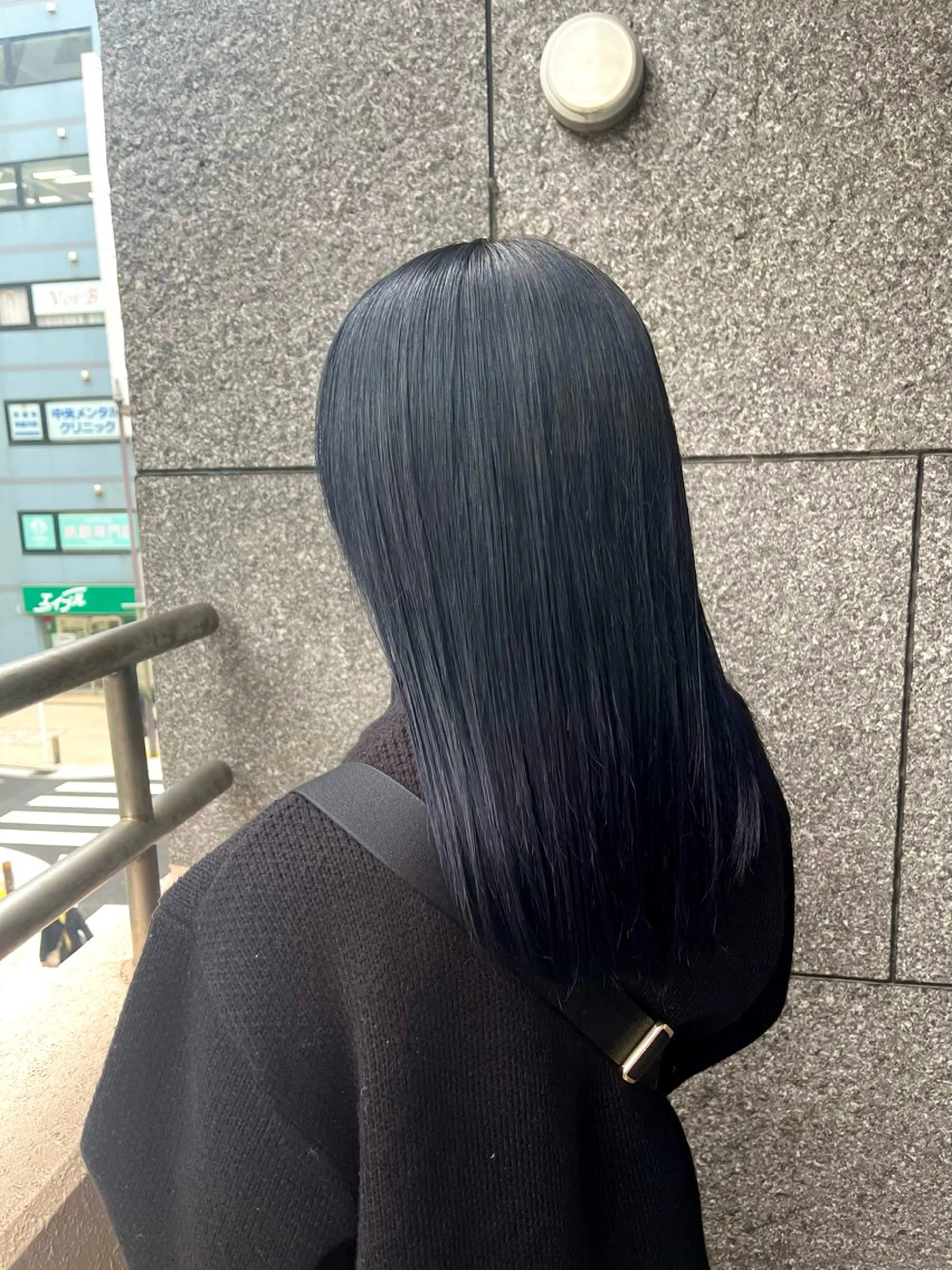 ロング カラー ブリーチ ブルーカラー ネイビーカラー トリートメント ヘアカラー トリートメント 美髪/グレイカラー 漆谷妃茉莉🌷のヘアスタイル