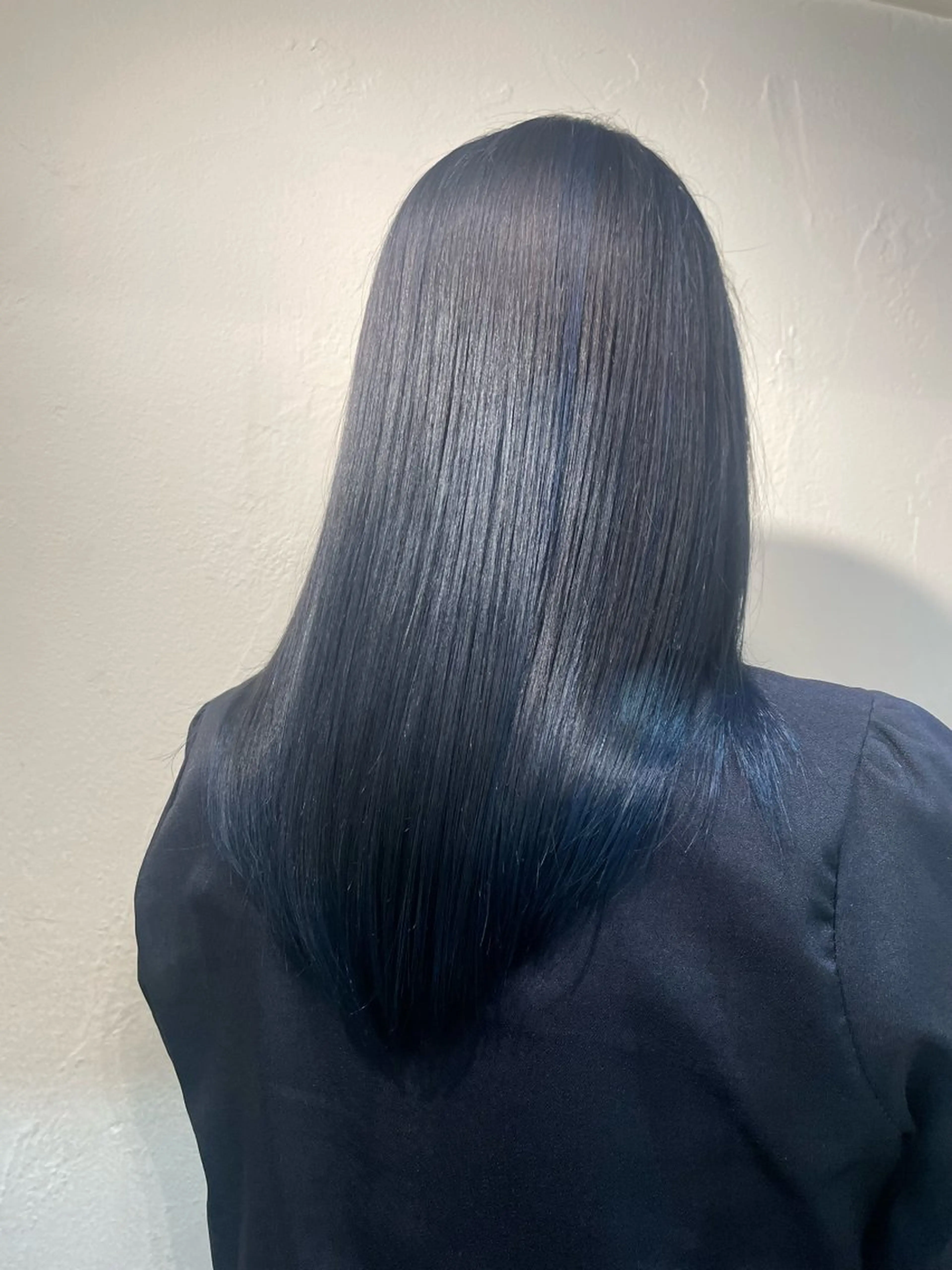 ロング カラー ブルーカラー ハイライトカラー ハイライト 杉浦 愛華のヘアスタイル