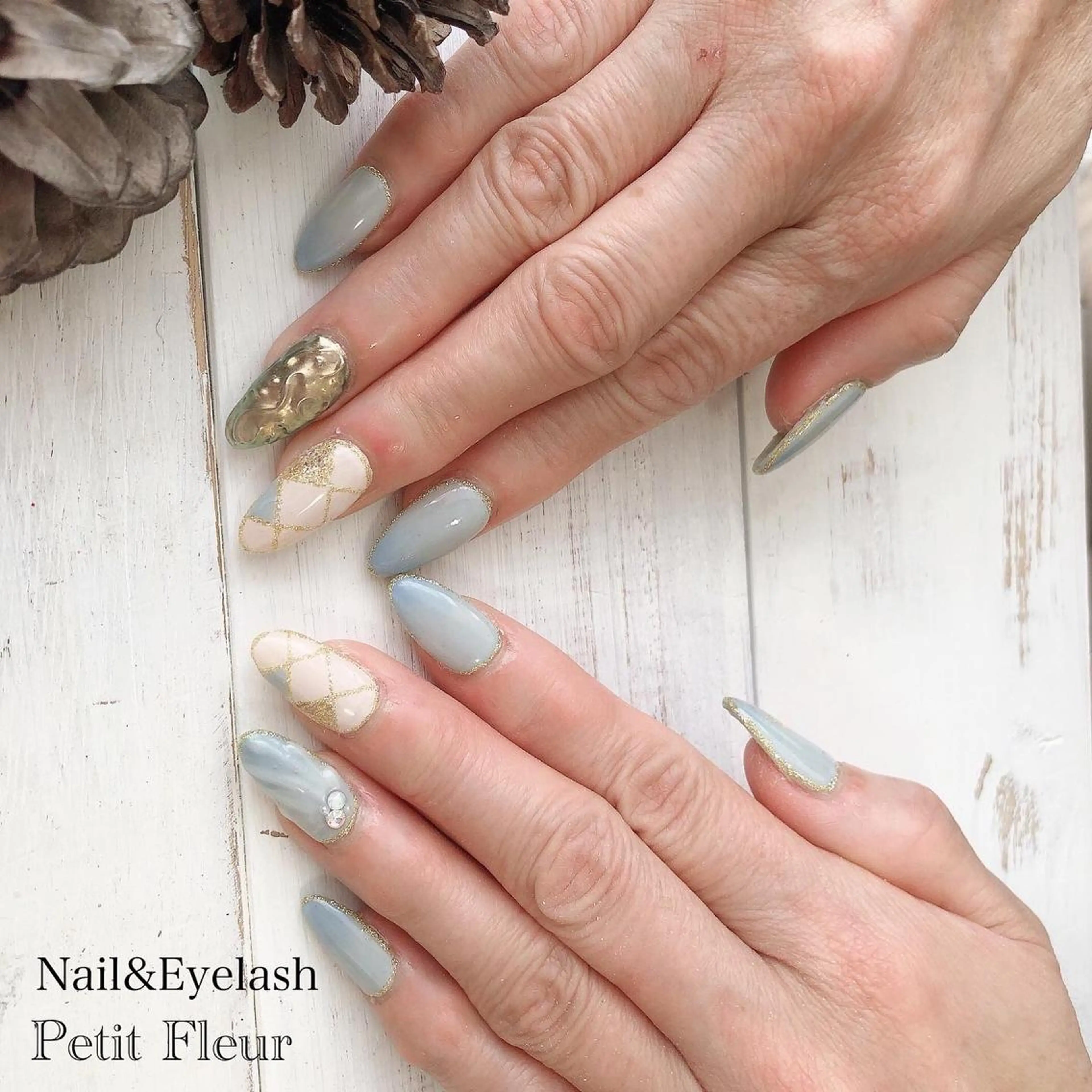 ネイル Petit Fleur所属・青柳 亜梨奈のマツエク・マツパデザイン