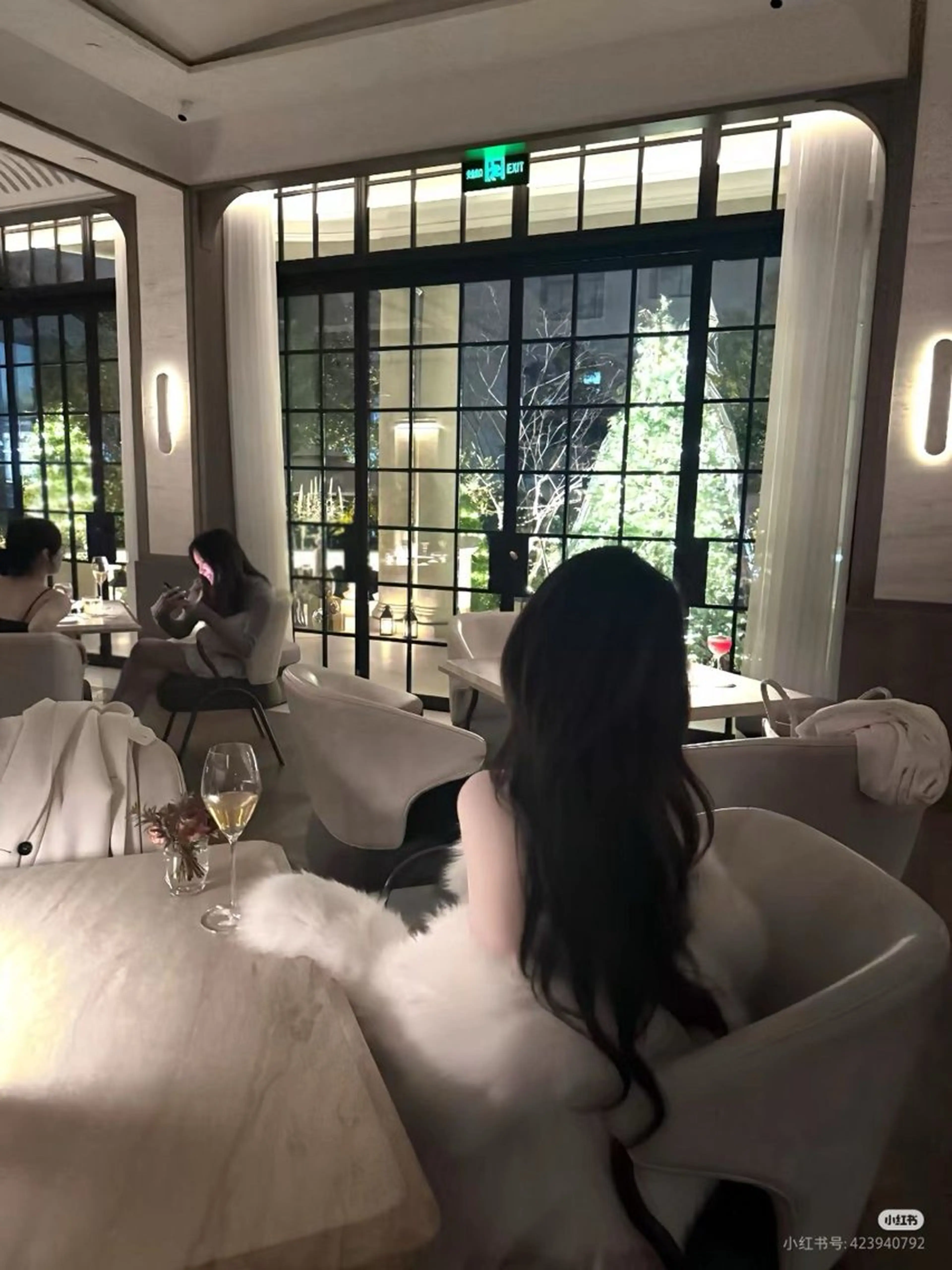 カラー カット ヘアカラー 韓国風暗髪ヘア🤍 🫧MIREIのヘアスタイル