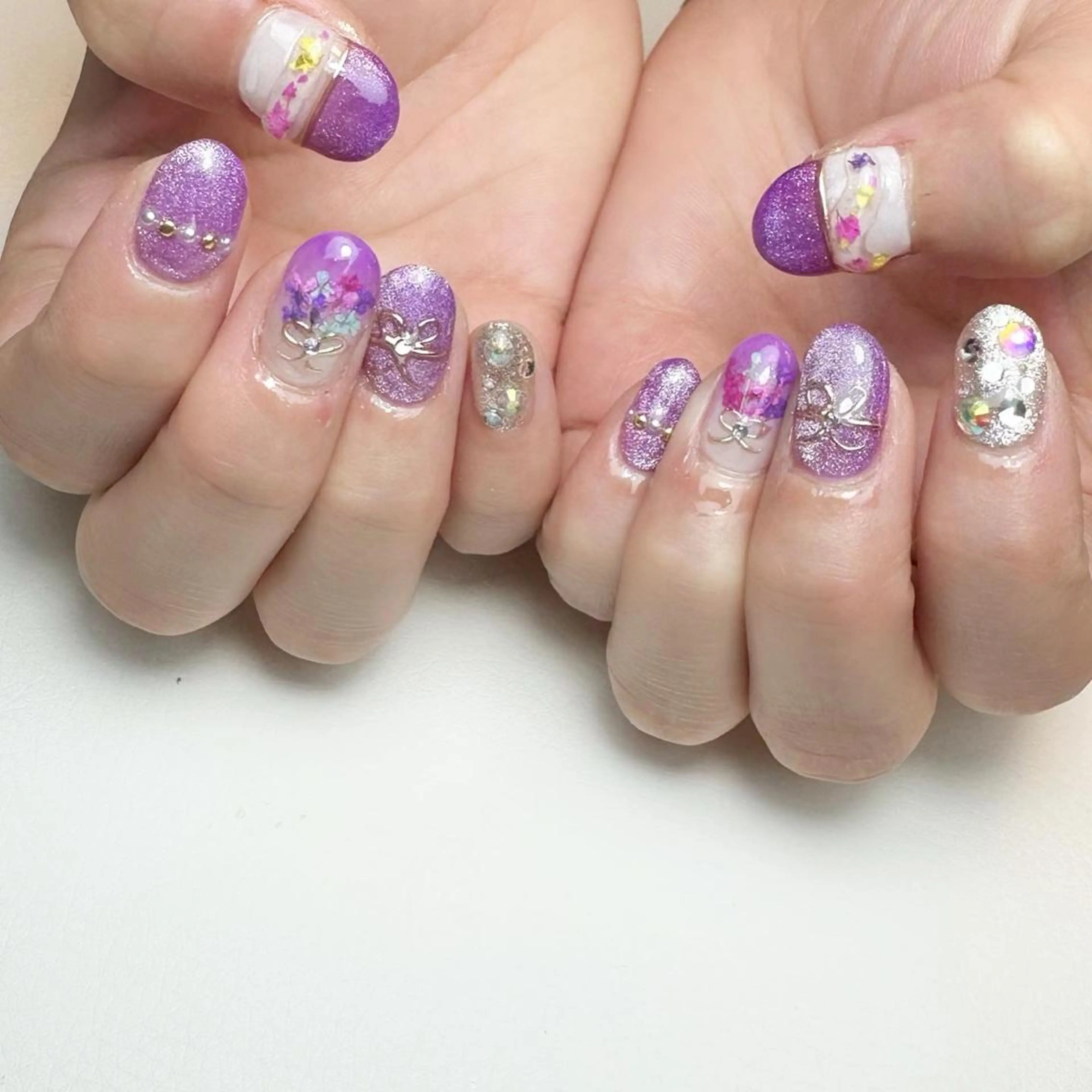 ネイル フラワーネイル ハンドネイル Nail ameria megu所属・ameria meguのネイルデザイン