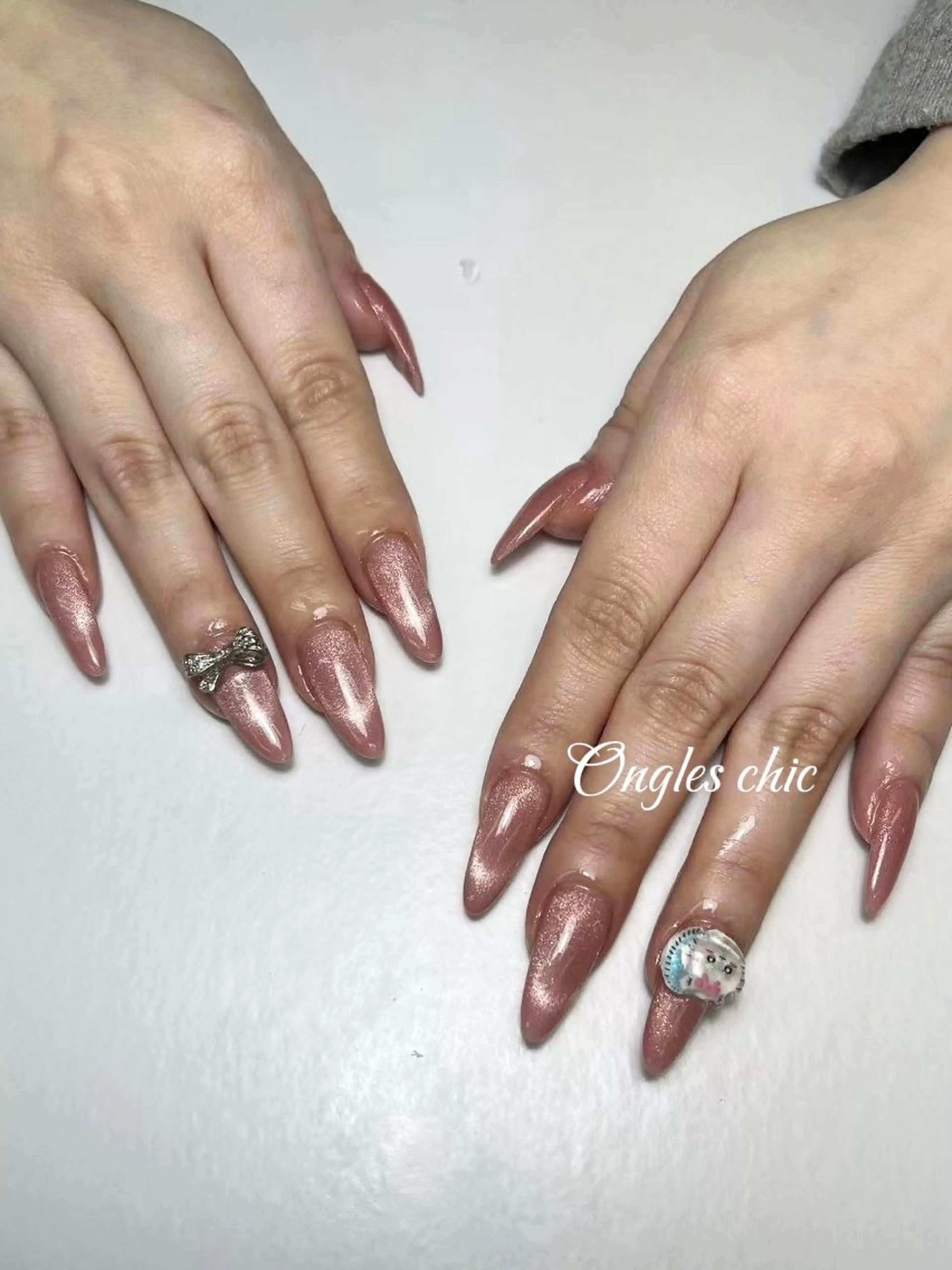 ネイル ハンドネイル ハンドケア ongles chicのネイルデザイン