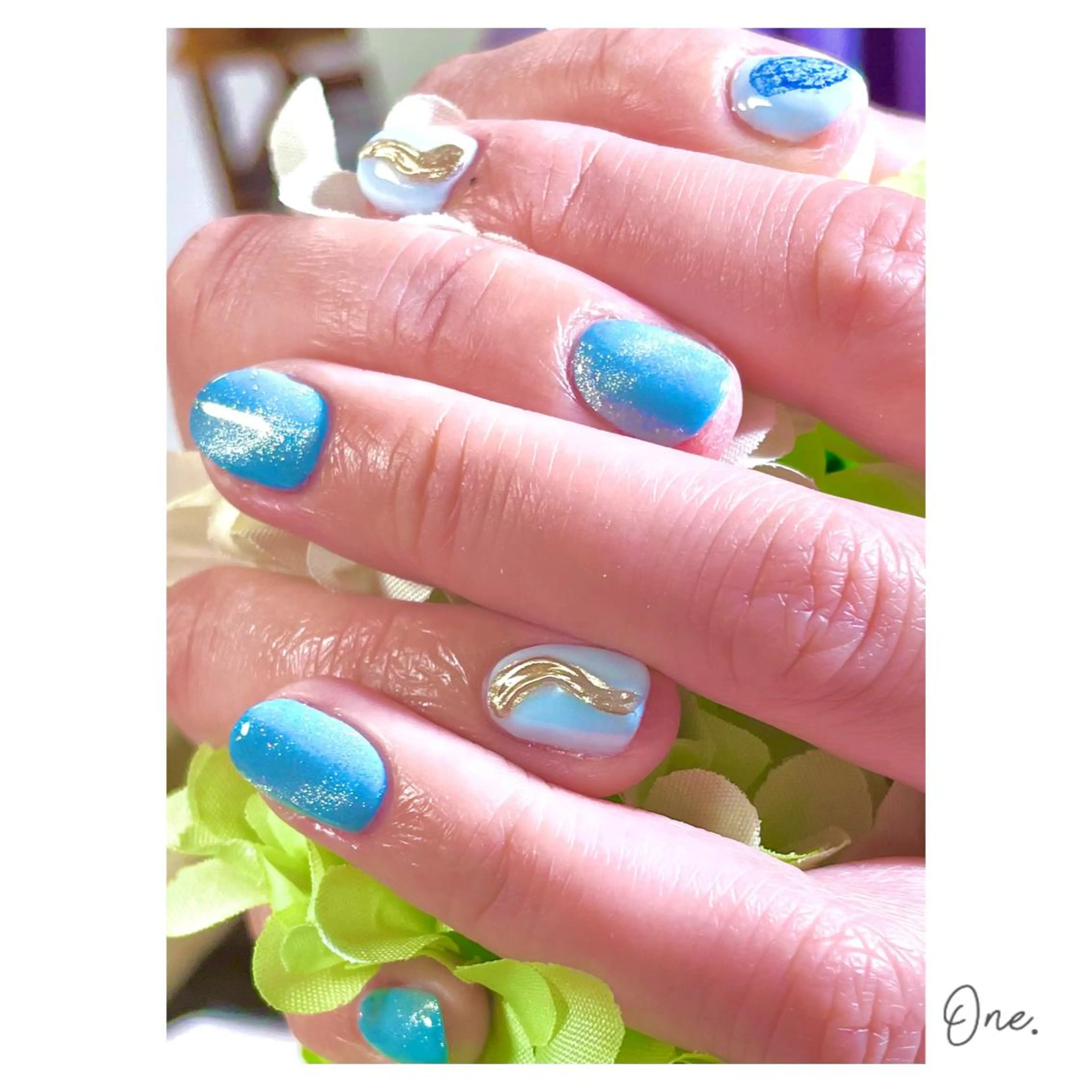 ネイル マグネットネイル ミラーネイル 田中 愛未のネイルデザイン