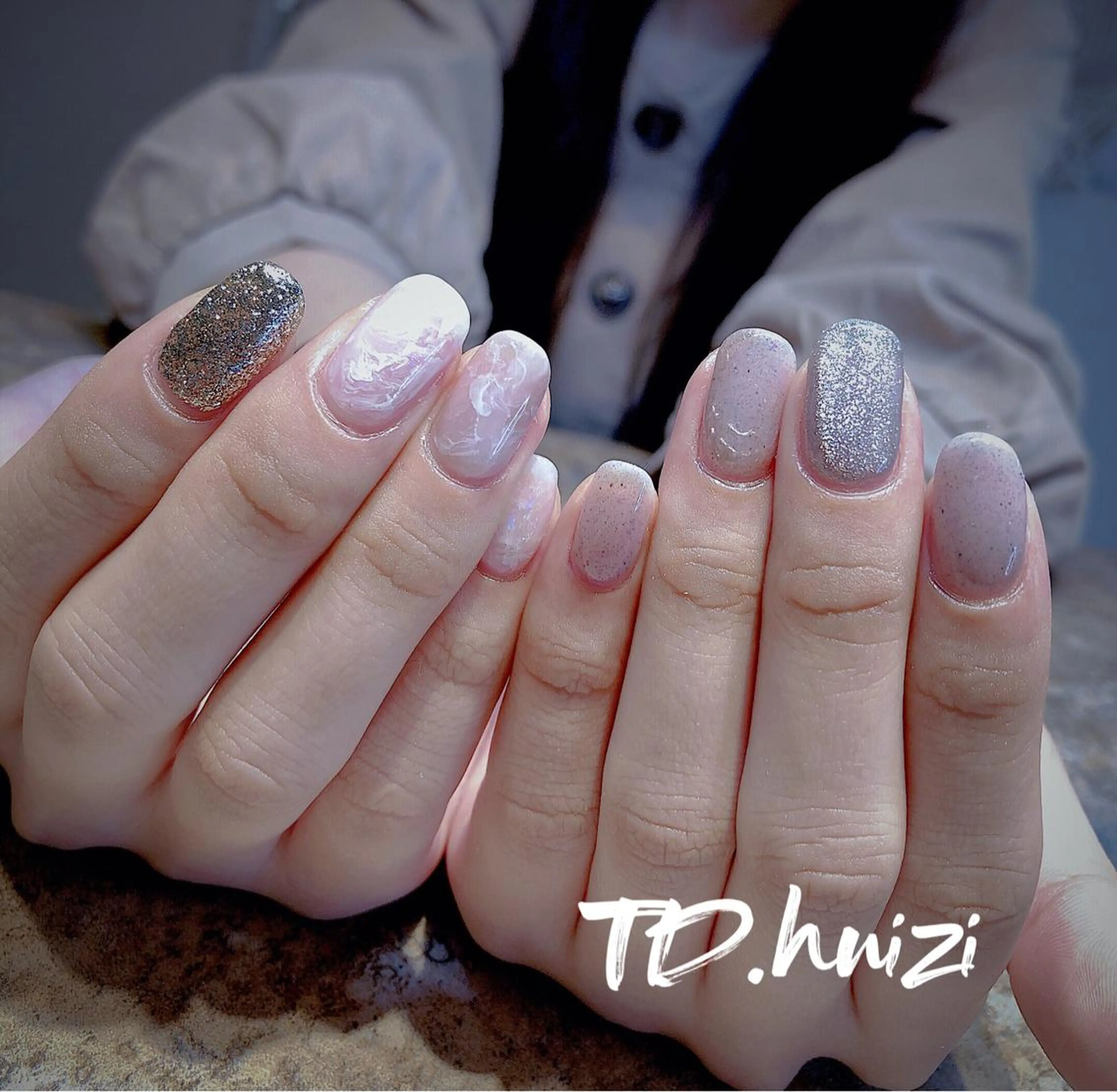 ミディアム めぐみのネイルサロン 惠のネイルデザイン