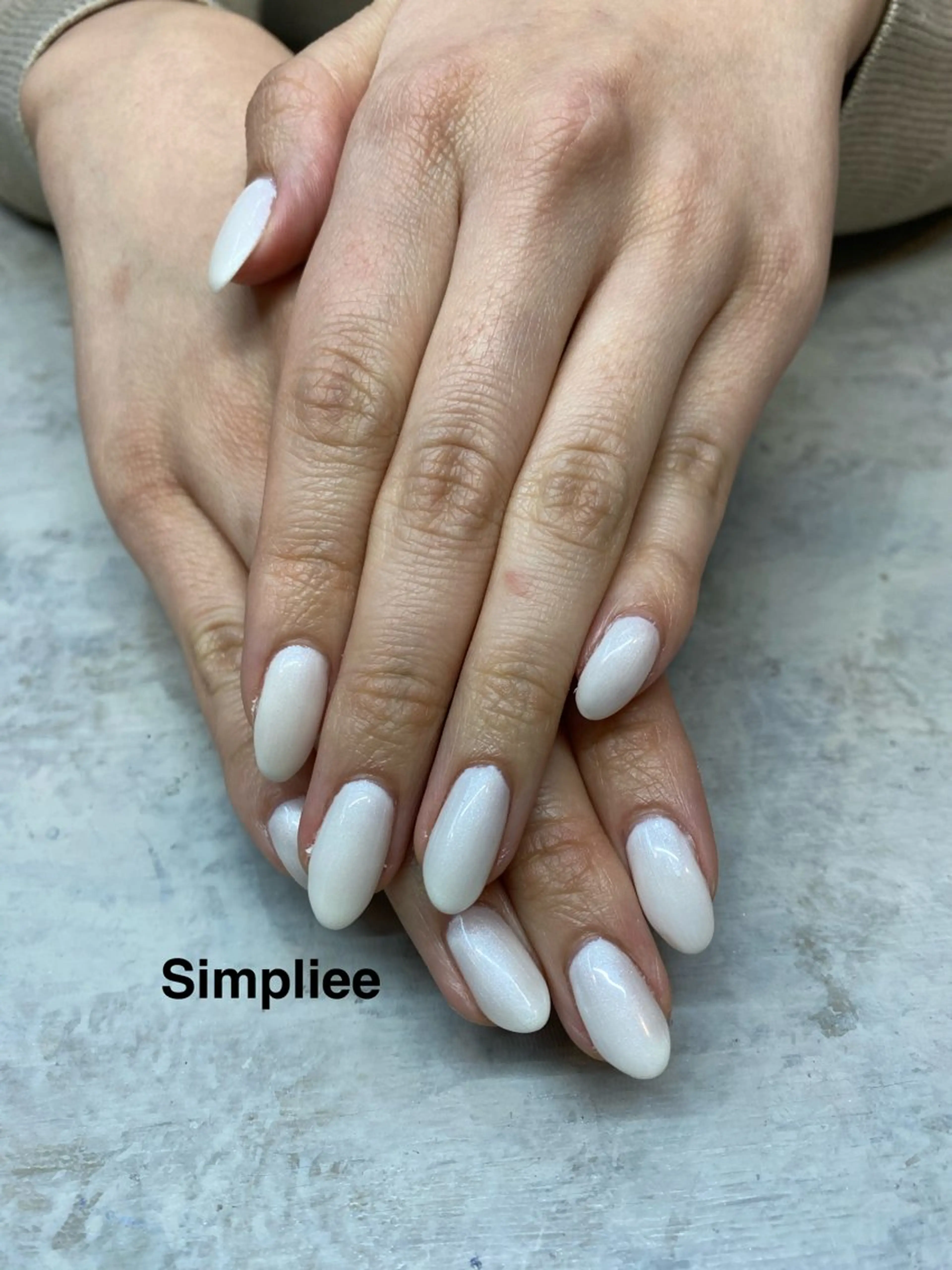 ネイル シンプリーワン 渋谷店🪄MOENAのネイルデザイン