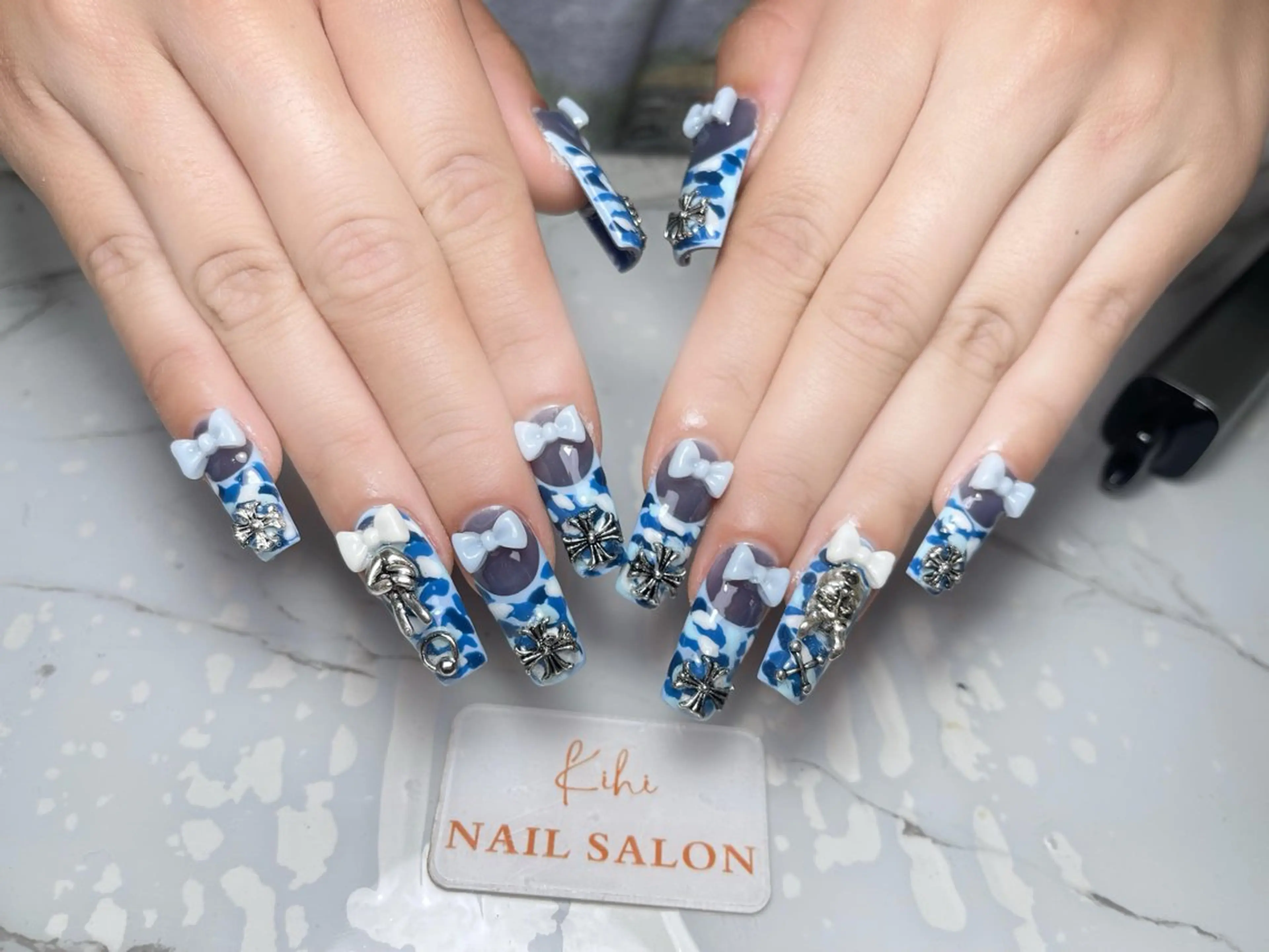 ネイル アートネイル フレンチネイル ジェルネイル グラデーション 韓国ネイル ハンドネイル 💕鈴木ユリ パラジェル/オフ無料のネイルデザイン