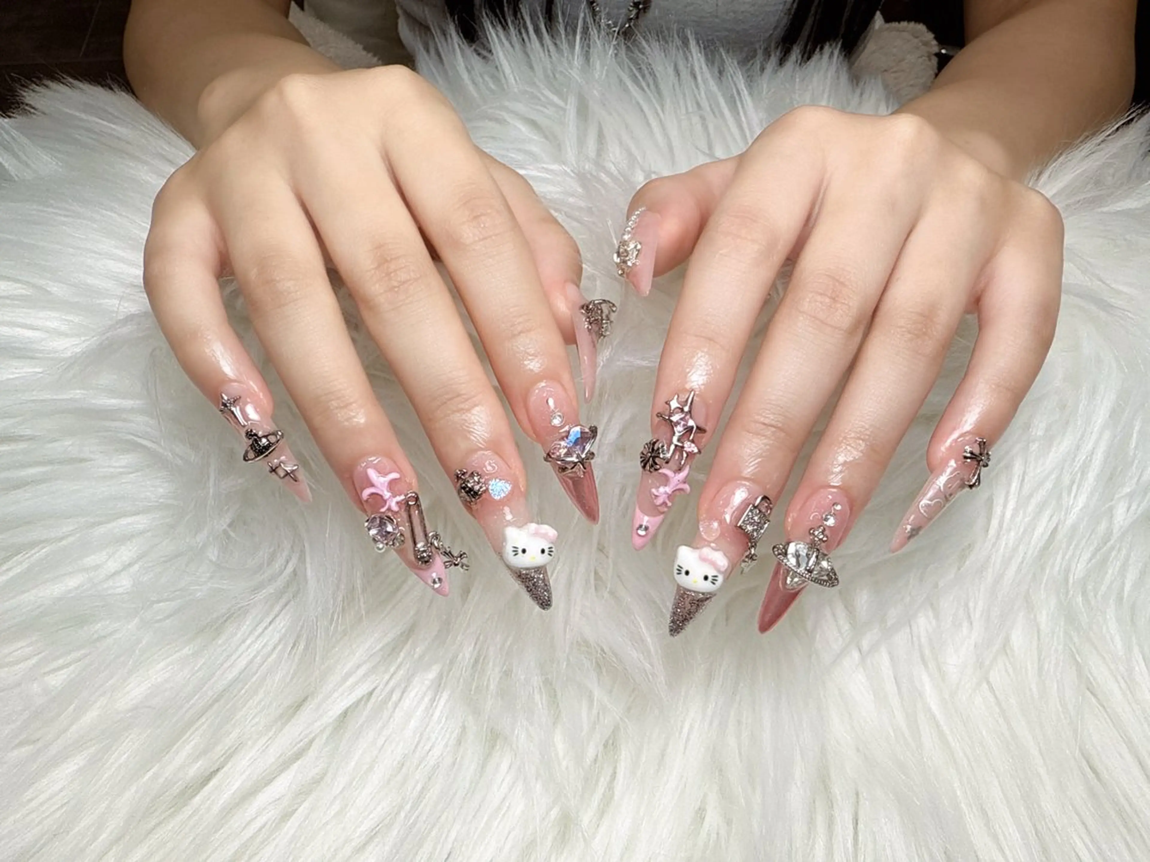 ネイル ENsalon akiのネイルデザイン