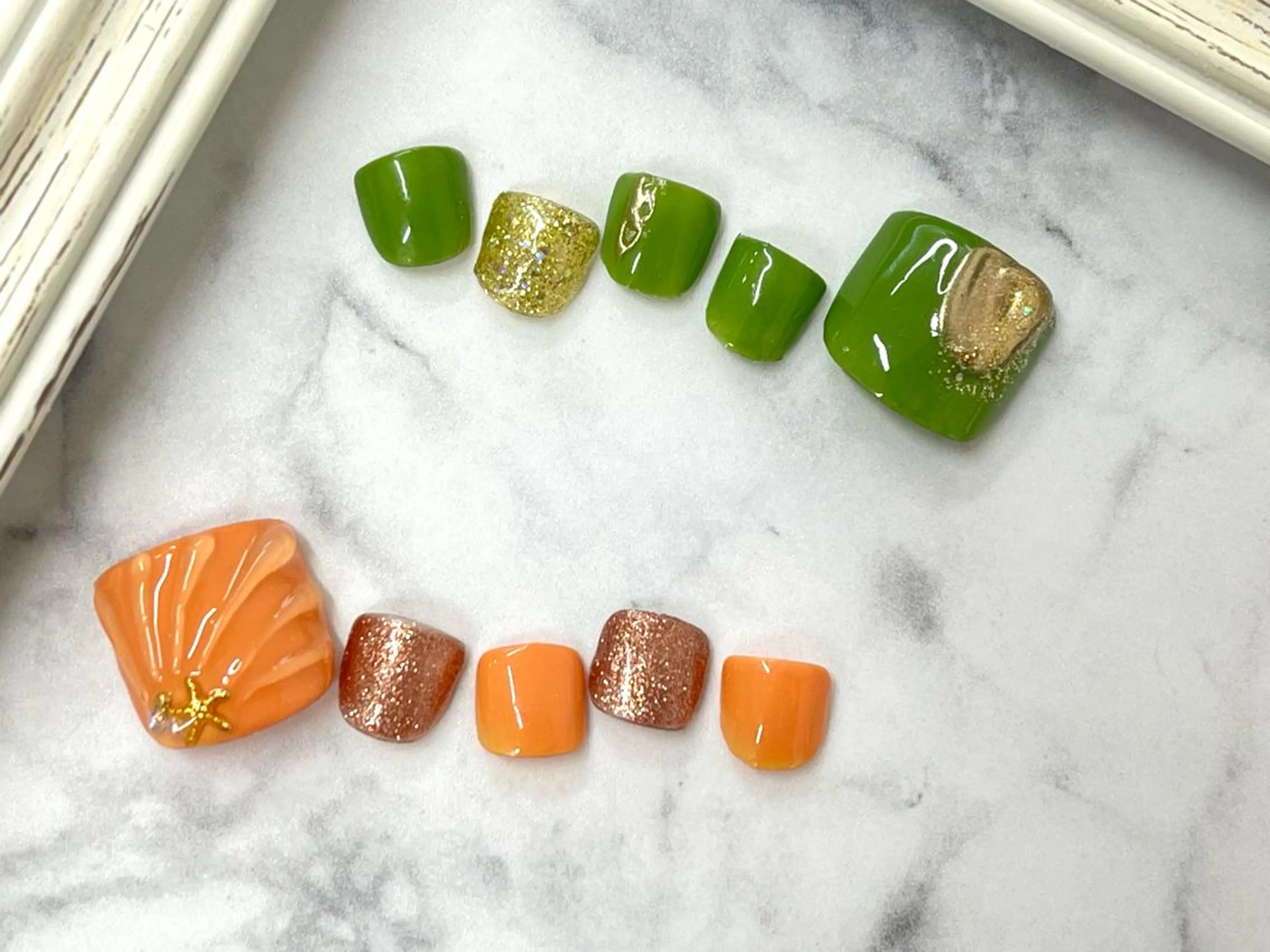 ネイル フットネイル Regene ARAKIのネイルデザイン