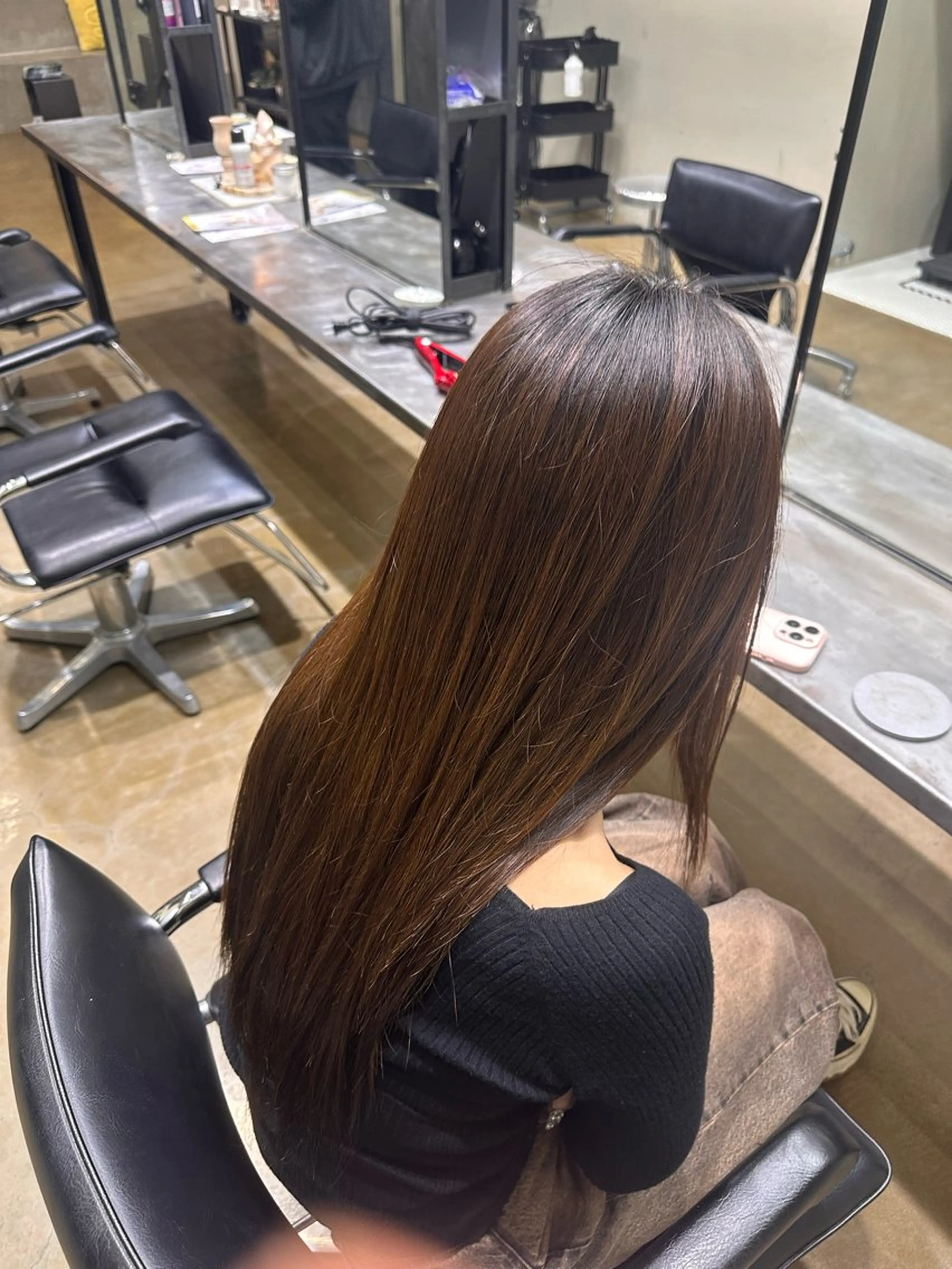 ロング 縮毛矯正 鈴木 アナンのヘアスタイル