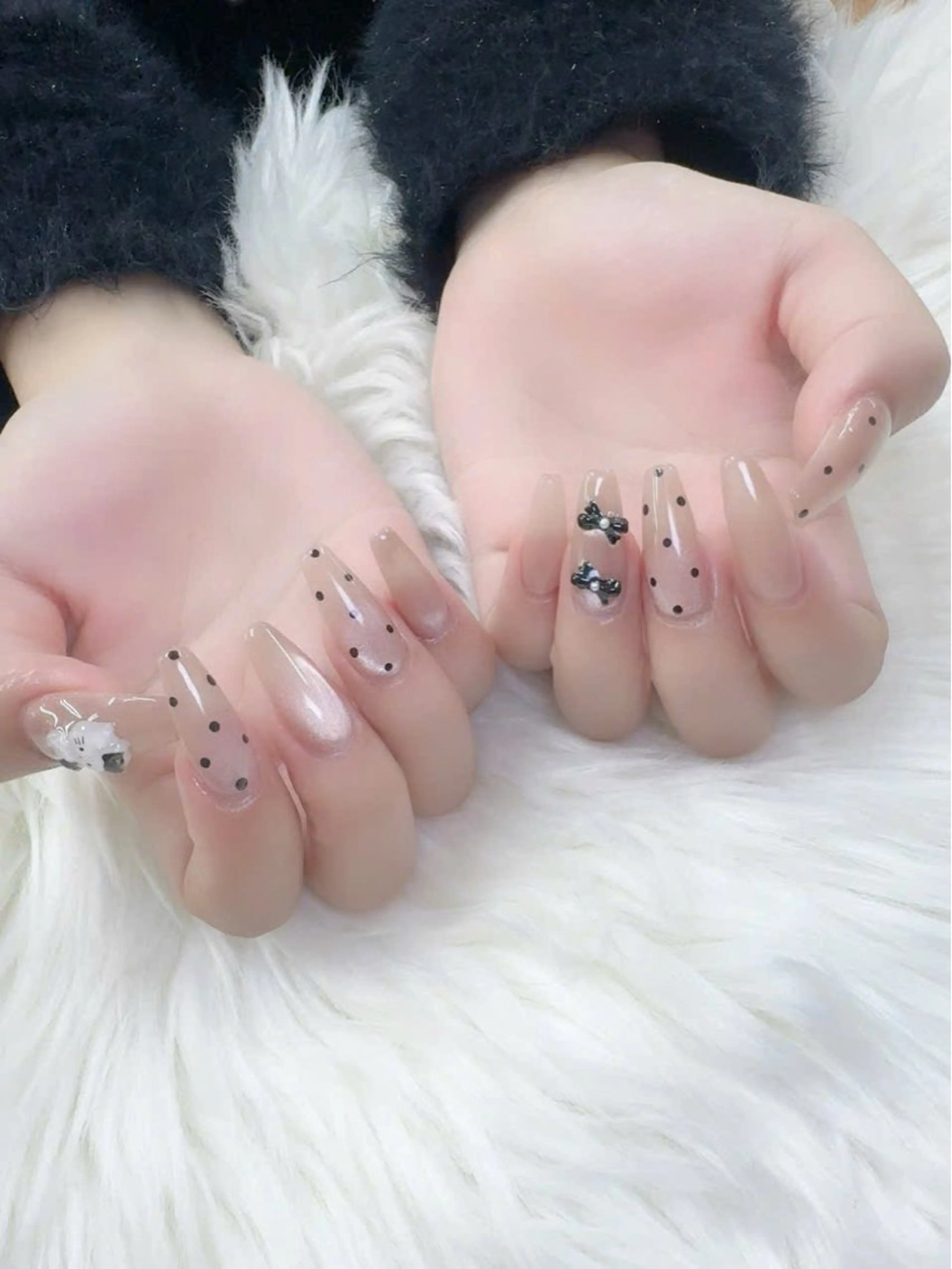 ネイル フレンチネイル グラデーション マグネットネイル ニュアンスネイル オフィスネイル ハンドネイル ハンドケア Hara Nail 【パラジェル使用】のネイルデザイン