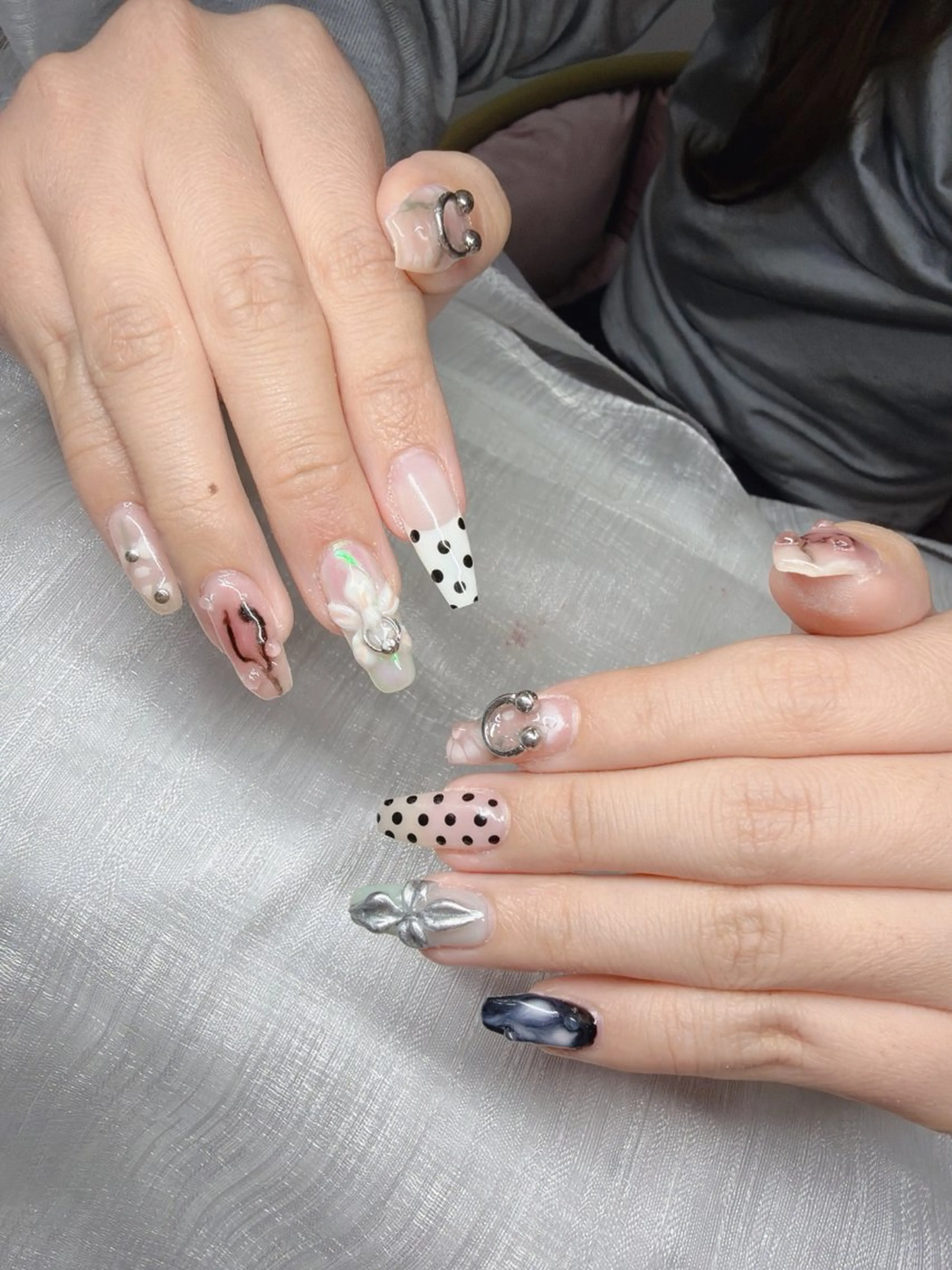 ネイル ハンドネイル Lee Nailsのネイルデザイン