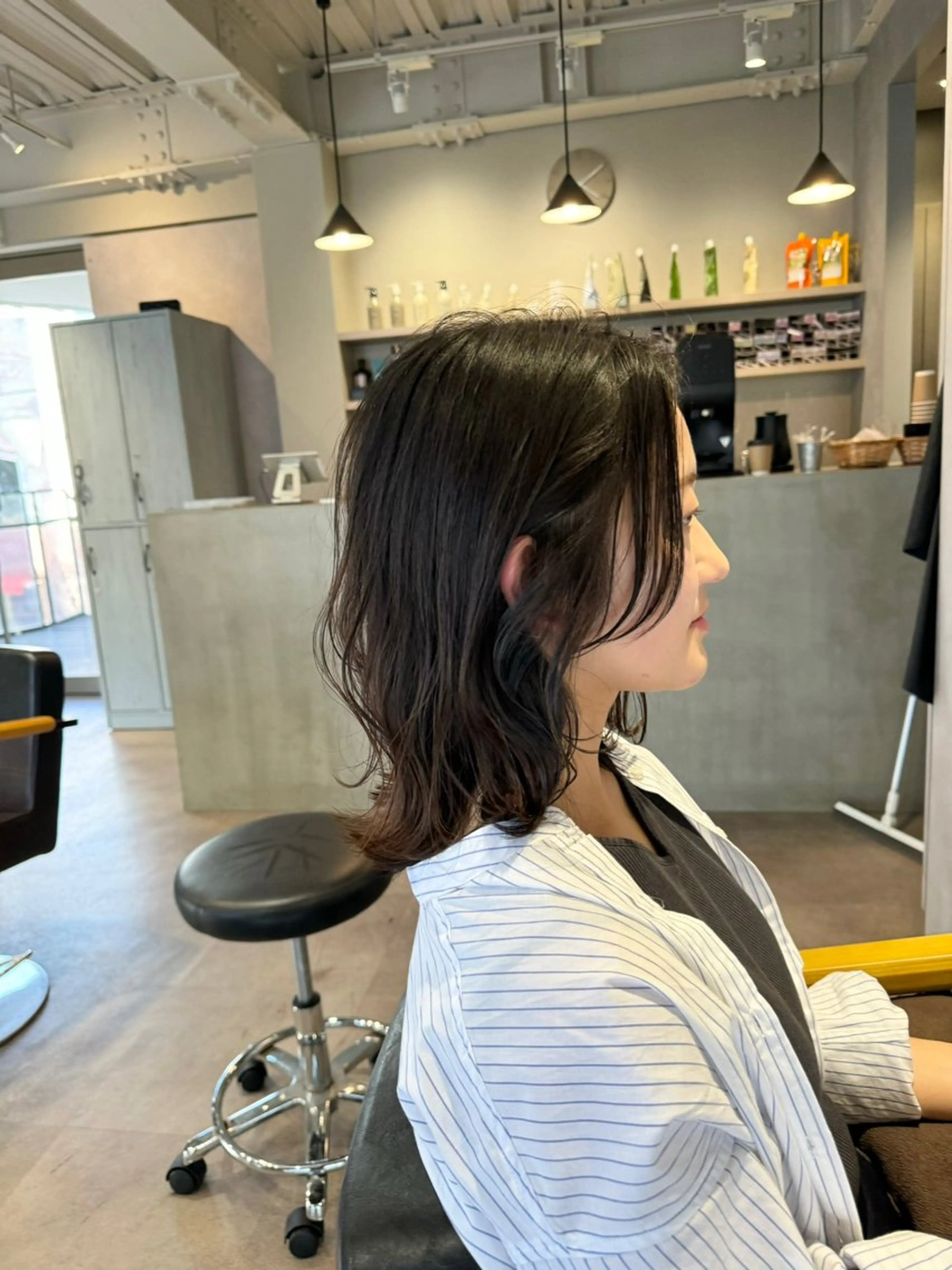 ミディアム カラー カット ヘアカラー 佐藤史哉* 韓国レイヤー赤み除去のヘアスタイル