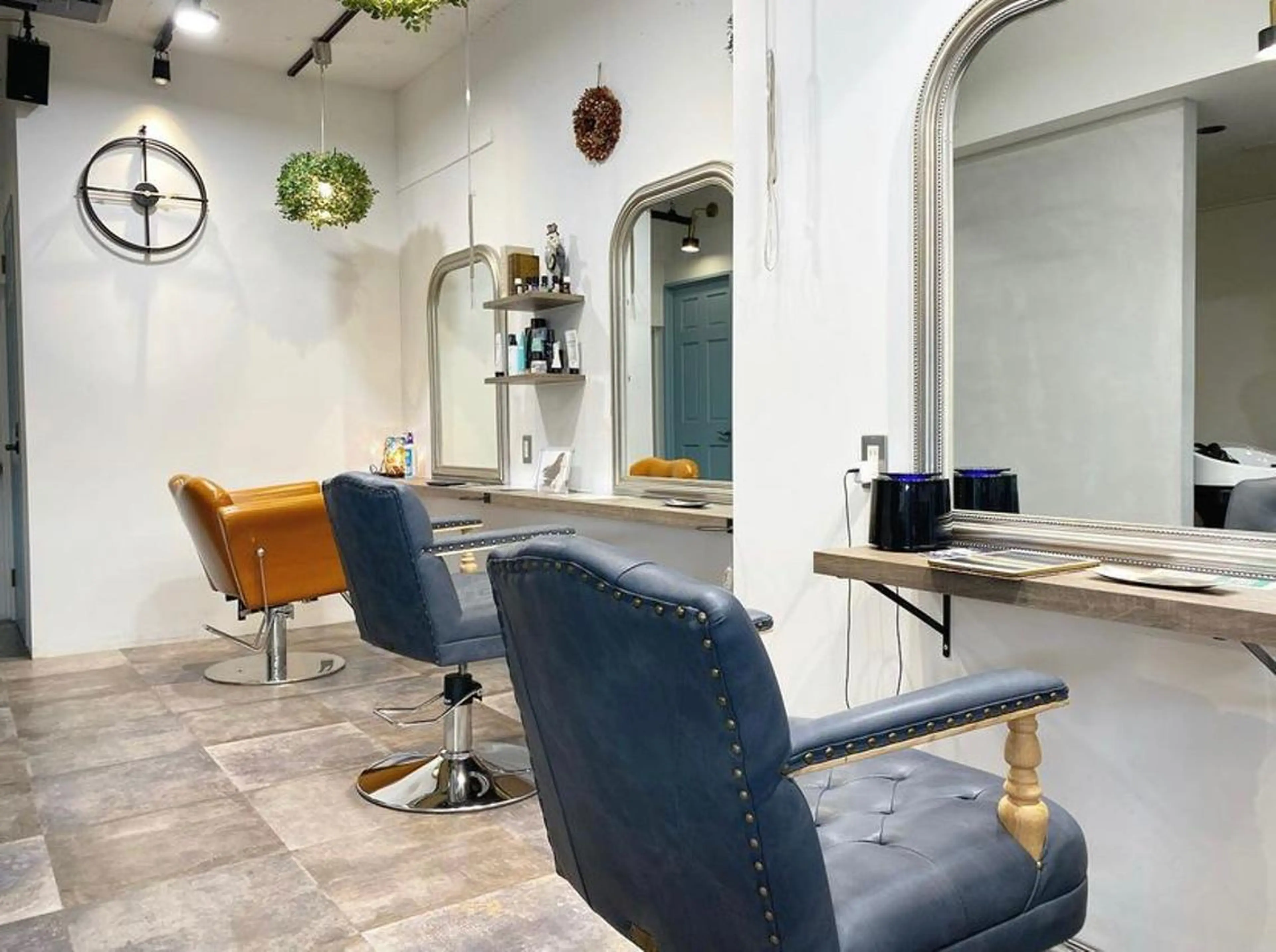 et Douce所属・艶髪／髪質改善／ カワモトヒロトのヘアスタイル