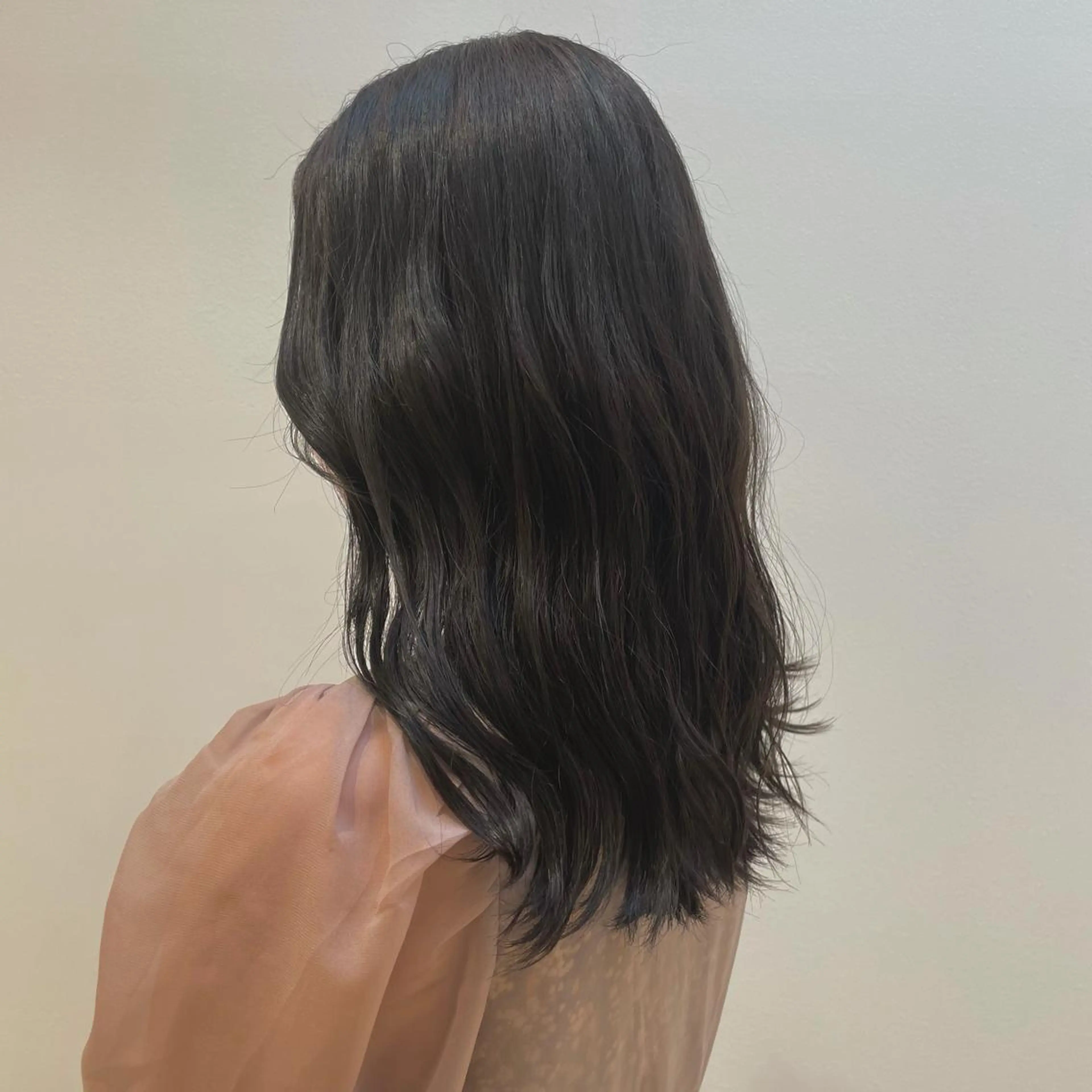 セミロング レイヤー/ハイトーン 🫧‪Erikaのヘアスタイル