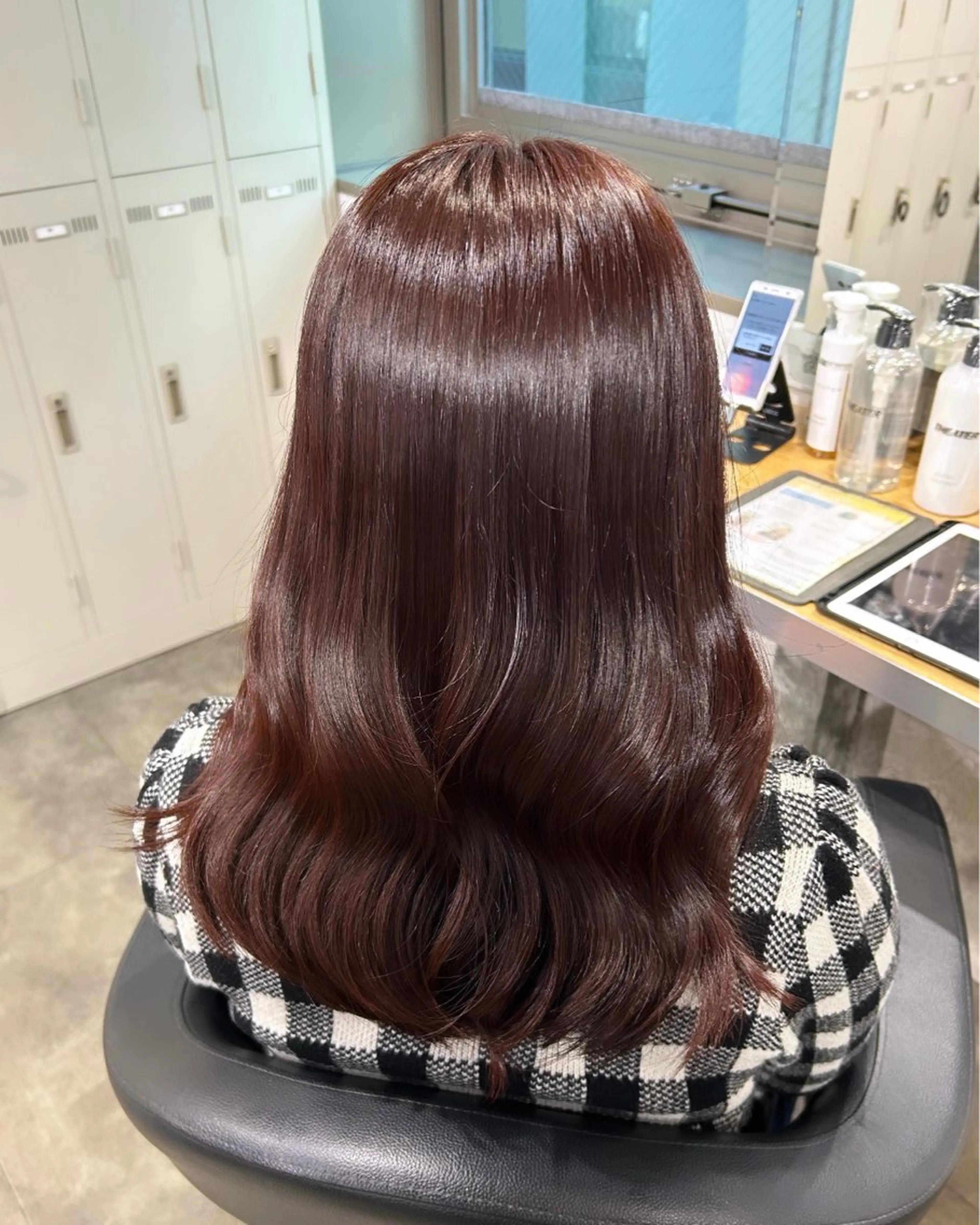 セミロング IS所属・横浜美容室/透明感 カラー/レイヤーのヘアスタイル