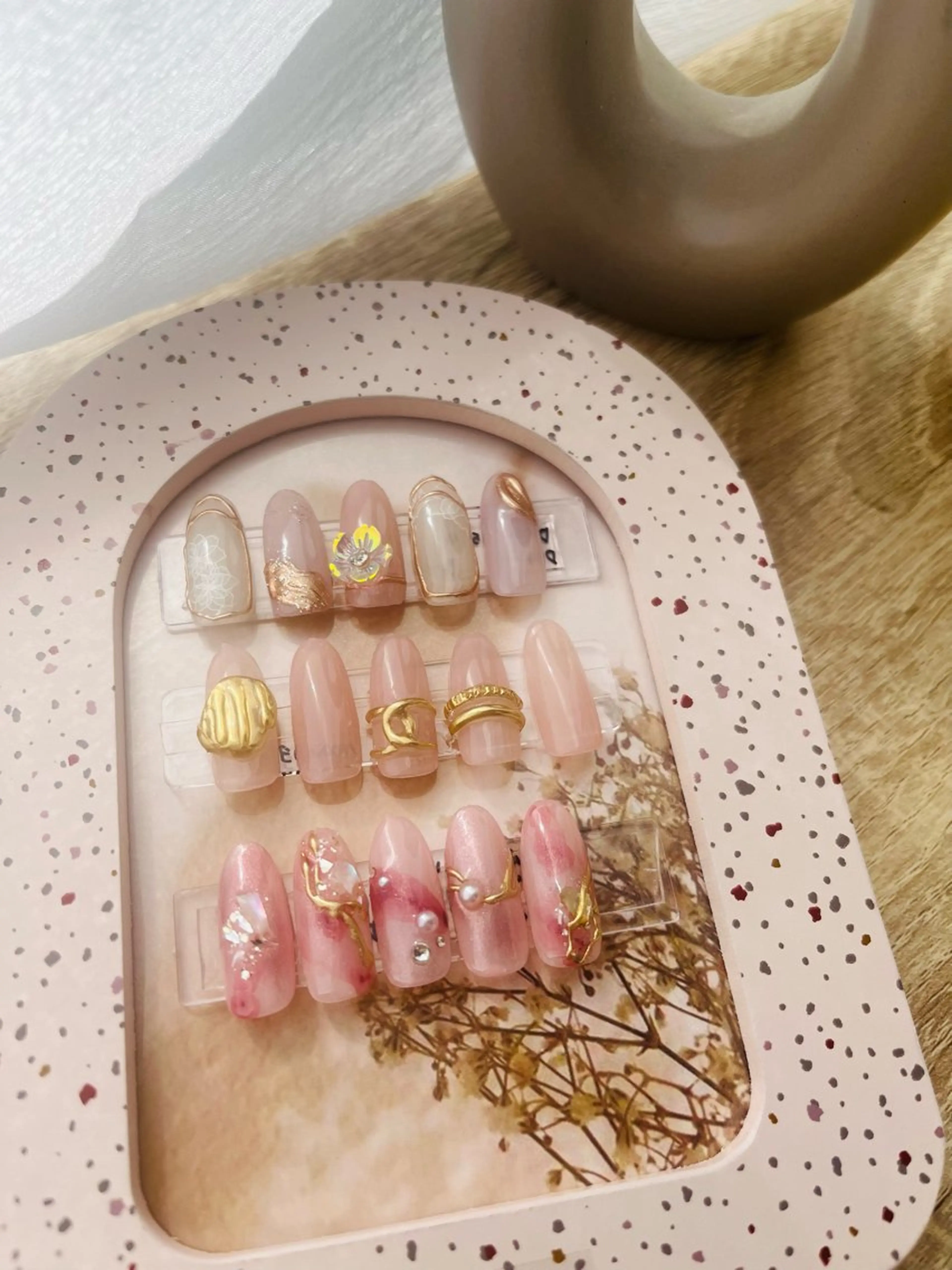 ネイル 桜ネイル ピンク 春ネイル ハンドネイル nail room.のネイルデザイン