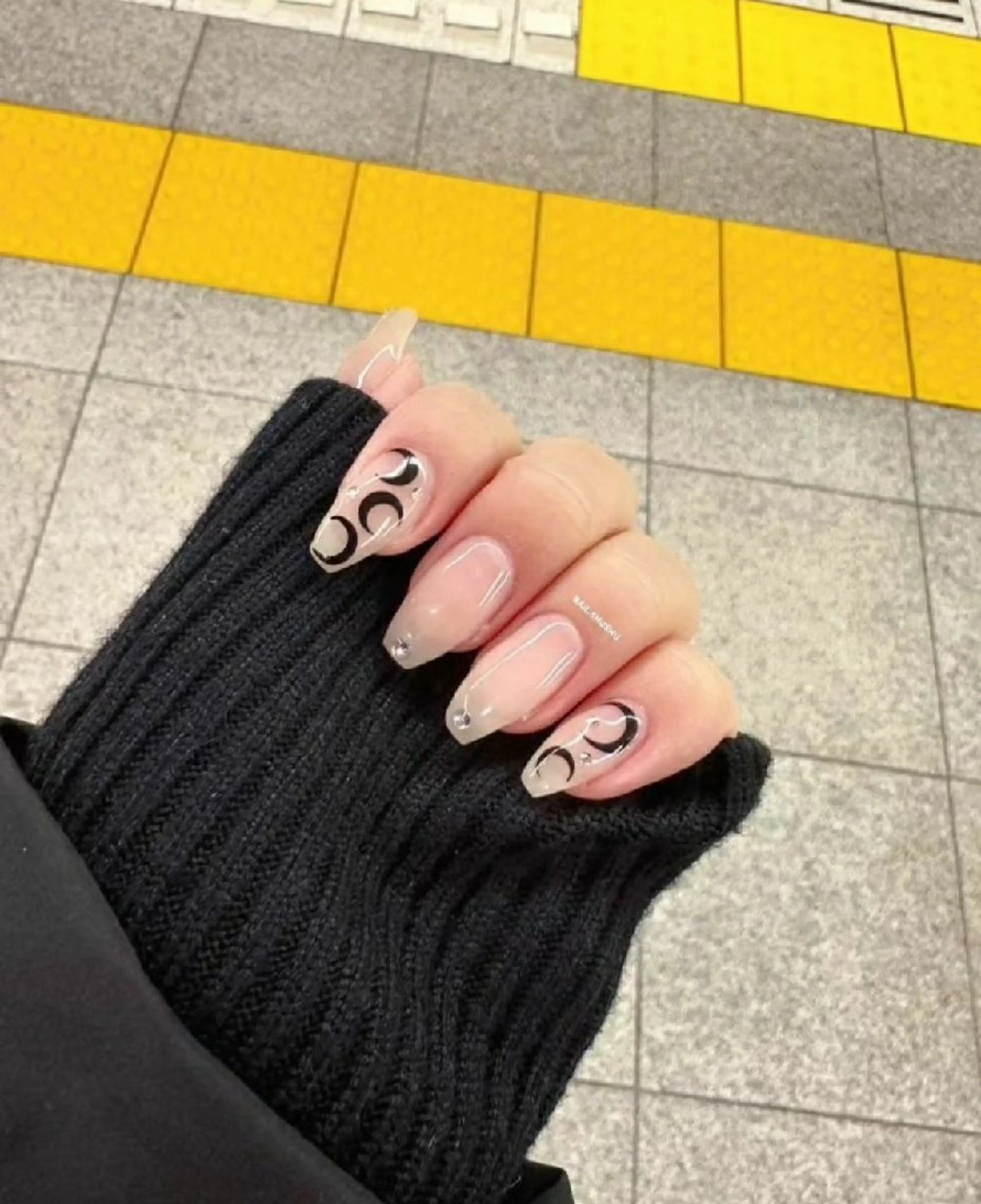 ネイル 持ち込み ニュアンスネイル ワンカラーネイル シンプルネイル 冬ネイル ハンドネイル 3dパーツ/流行り 👧shushu❤️のネイルデザイン