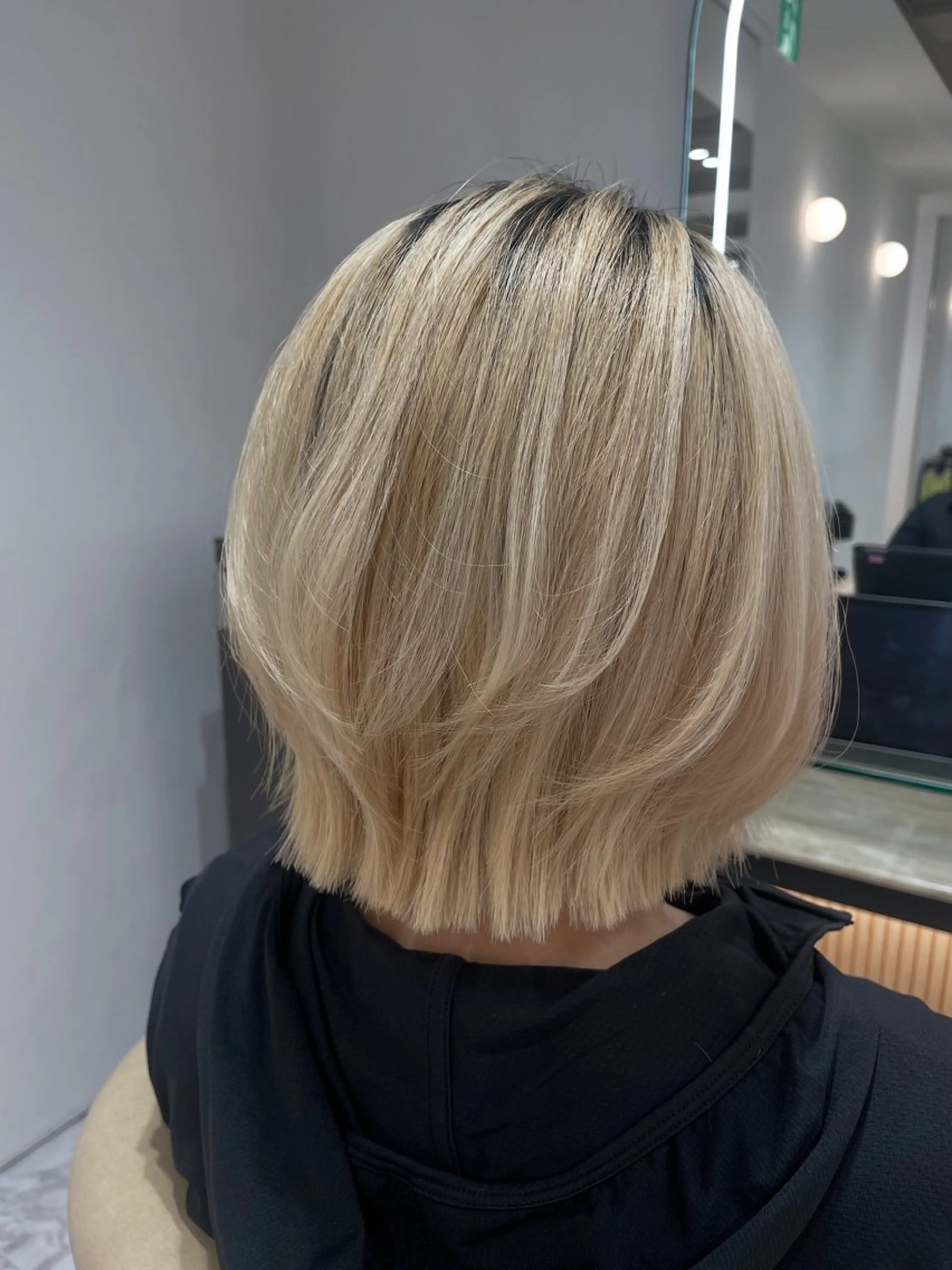 ミディアム ボブレイヤー ボブ レイヤーカット カット 韓国風/亀之園 涼のヘアスタイル