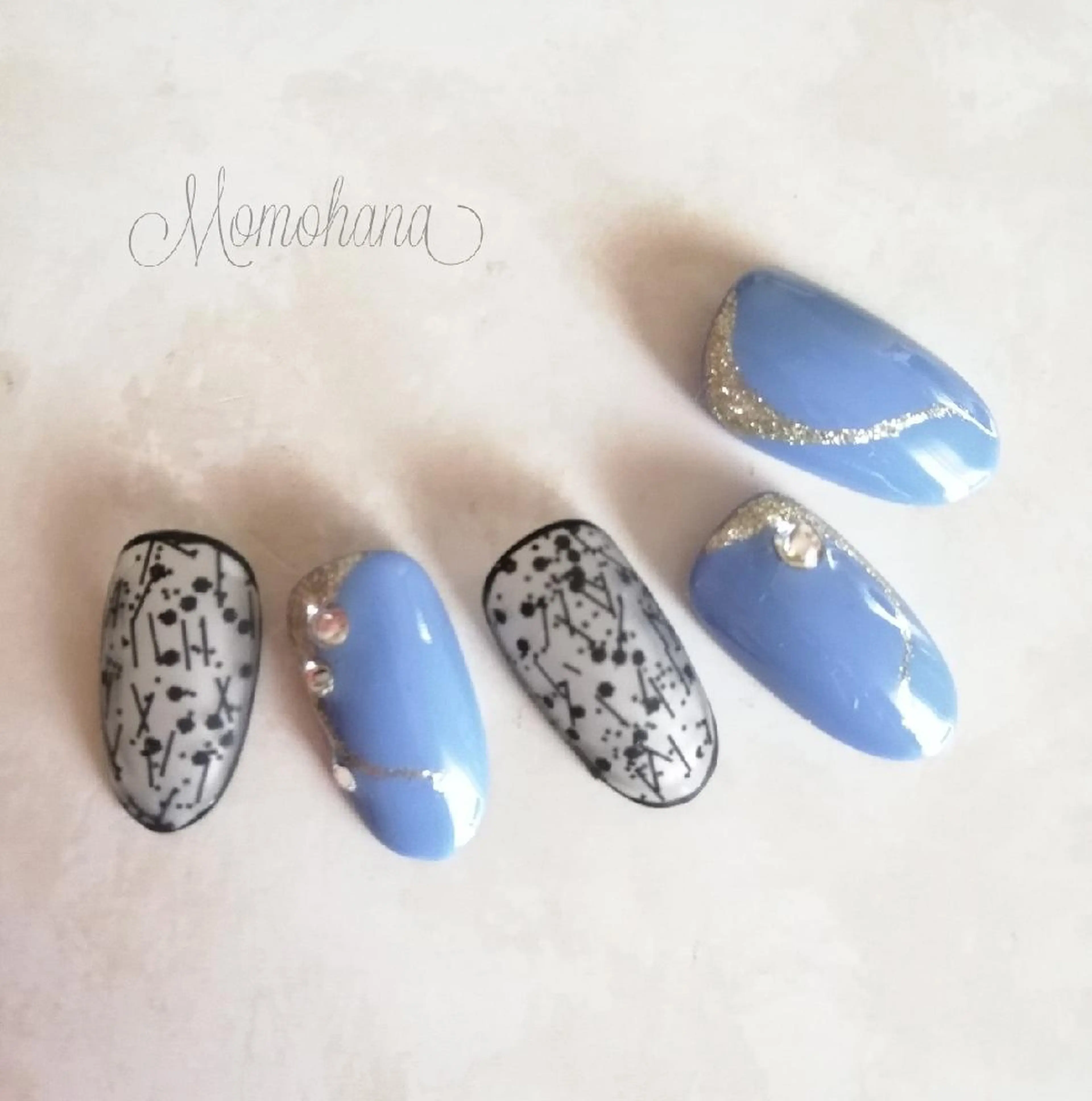 ネイル momohana  のネイルデザイン