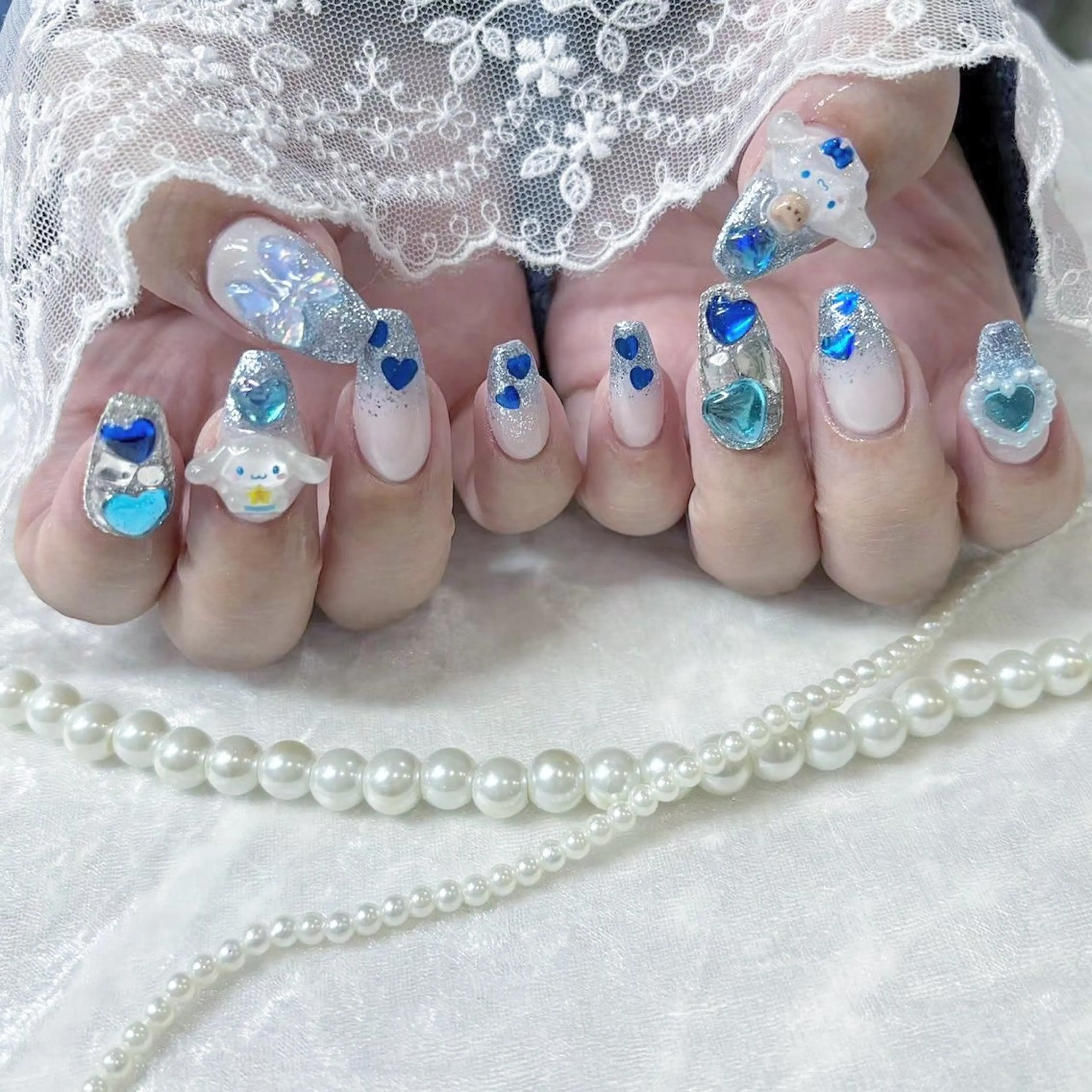 ネイル アートネイル 長さ出し フットネイル 韓国ネイル マグネットネイル ハンドネイル Minami 🍓のネイルデザイン