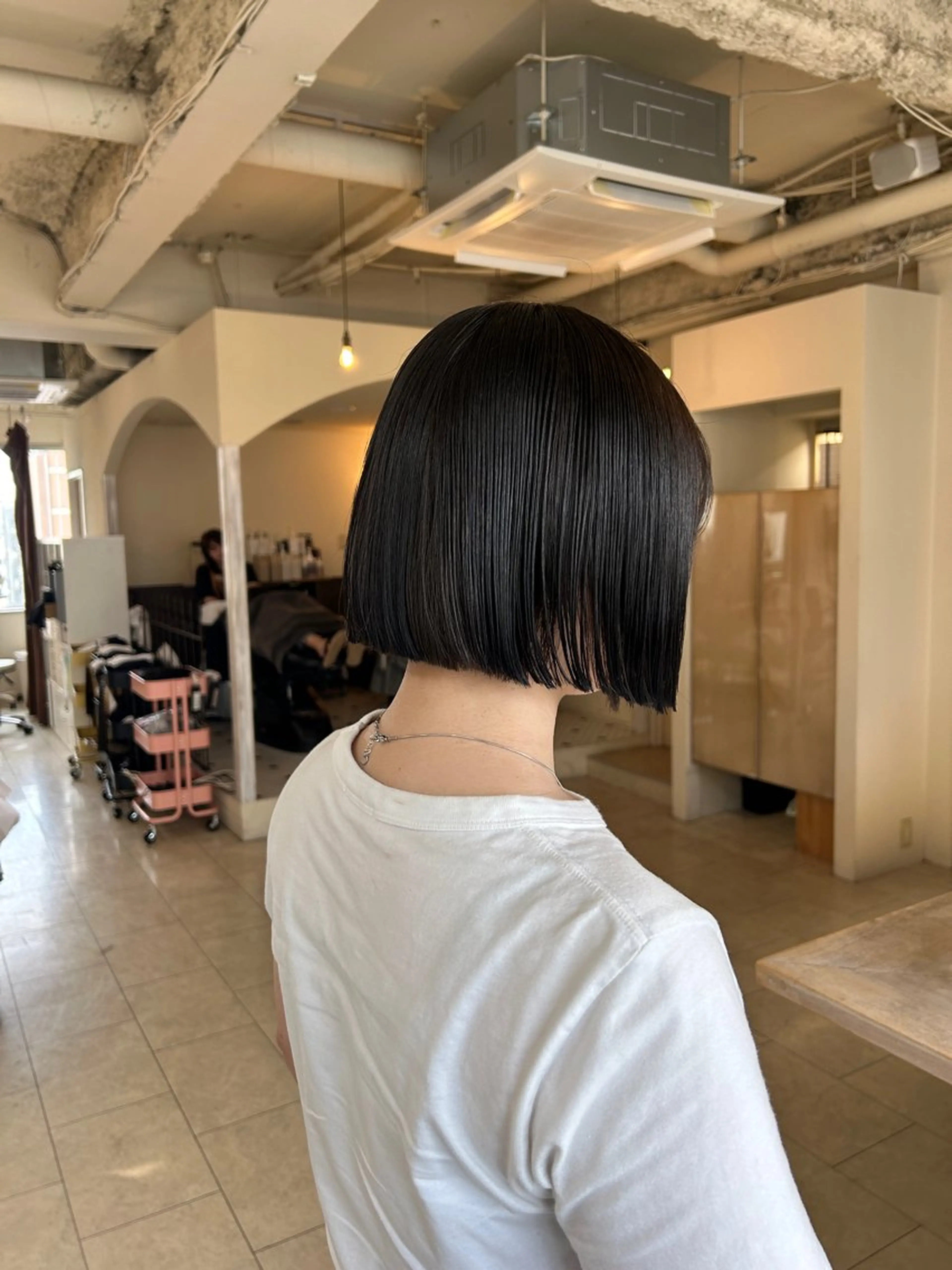 ショート カラー Maho/海外 レイヤー/ハイトーンのヘアスタイル