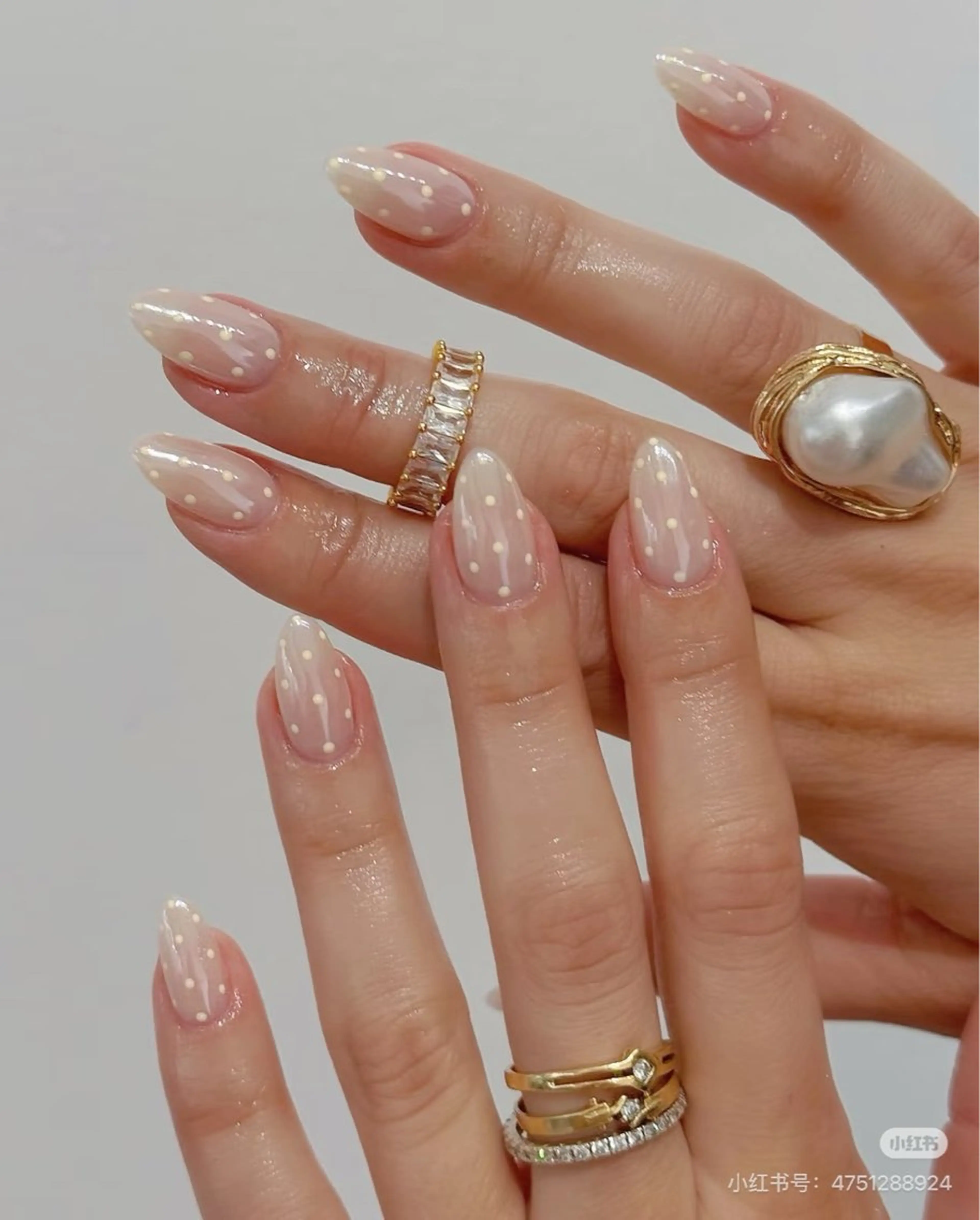 ネイル Nail salon recess池袋所属・惠 美奈のネイルデザイン