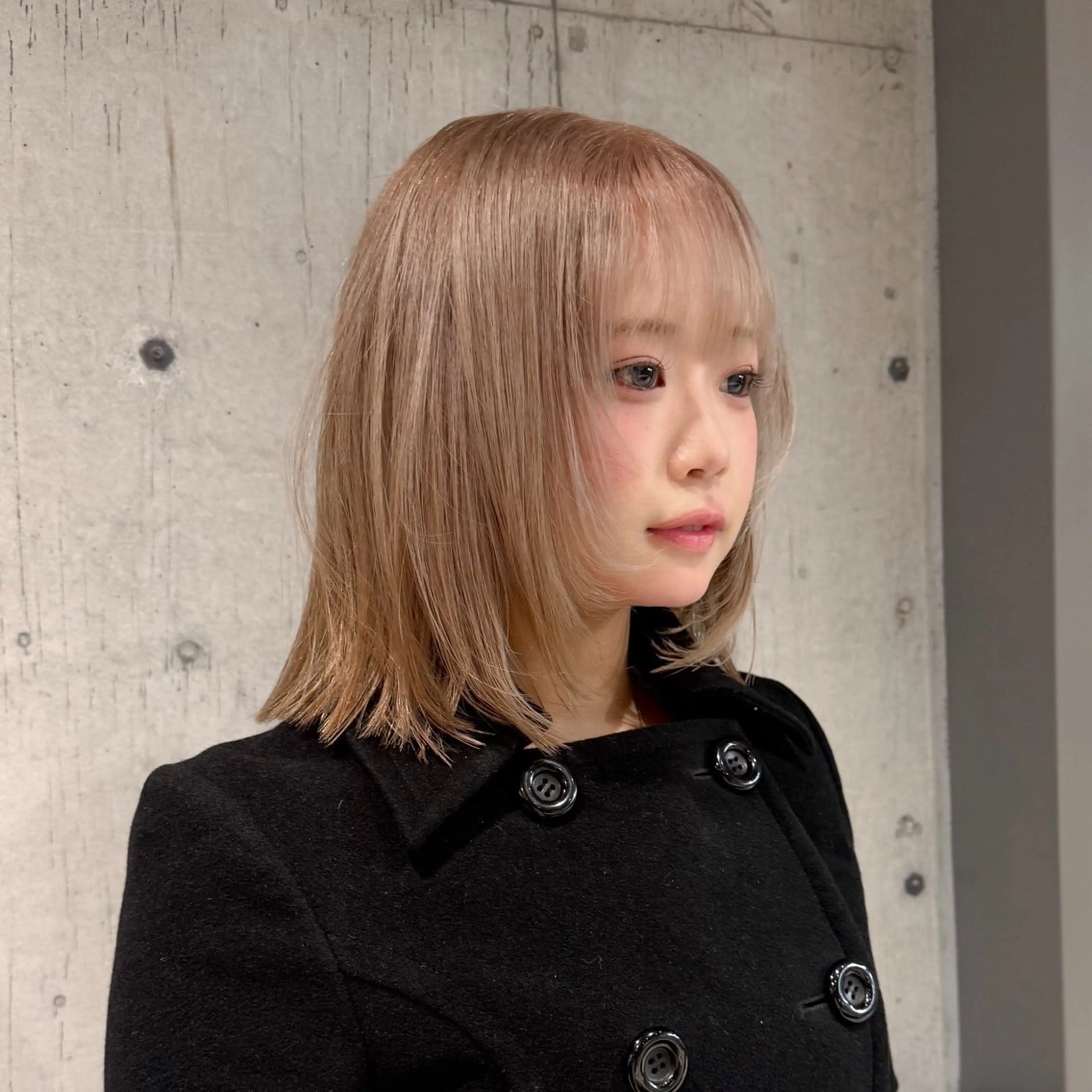 ロング カラー ベージュカラー ホワイトベージュ カット ヘアカラー トリートメント 透明感/血色カラー/ 似合せレイヤー/ゆいのヘアスタイル