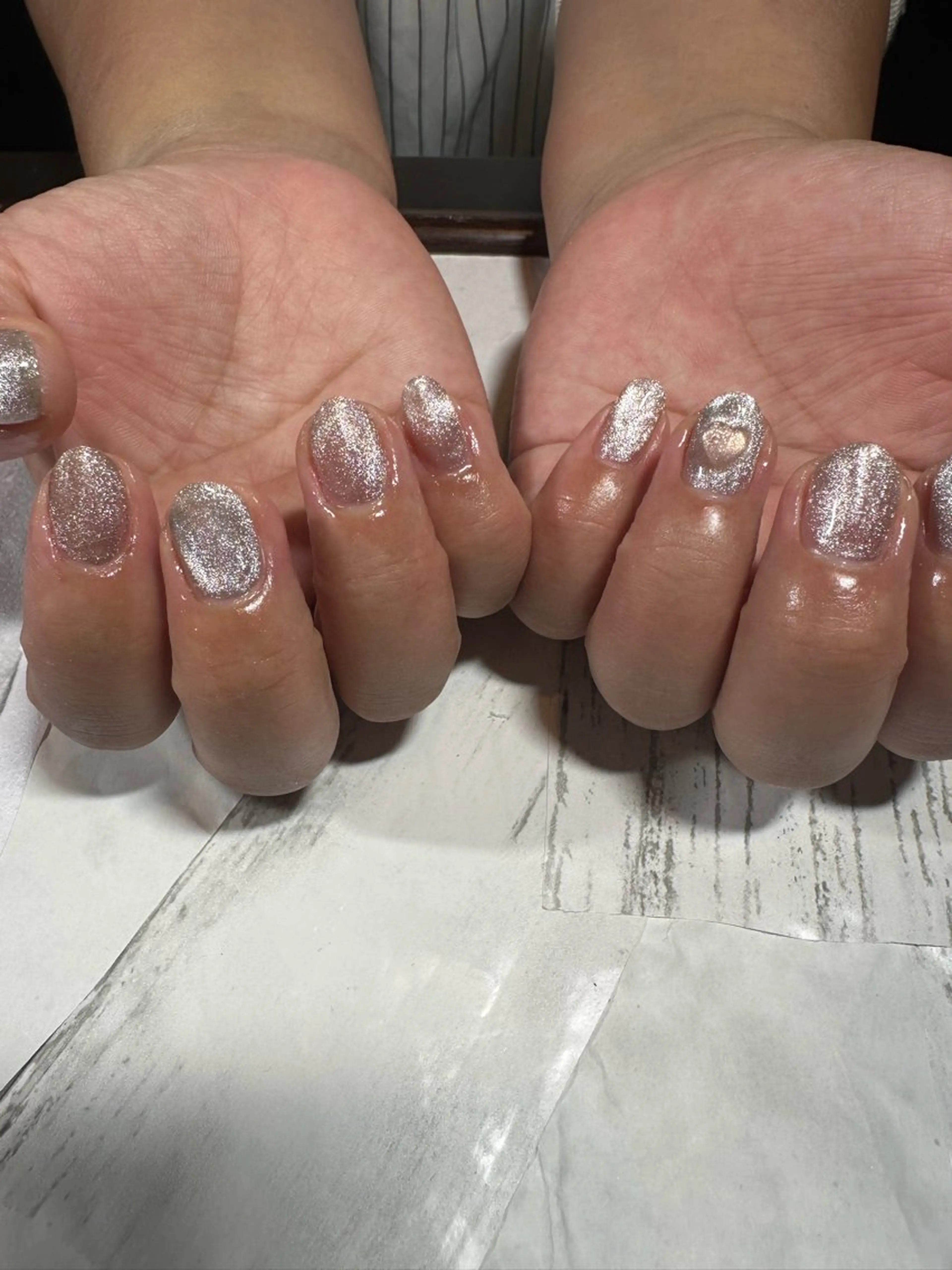 ネイル e.nail所属・🍎吉田 恵里🍎のネイルデザイン