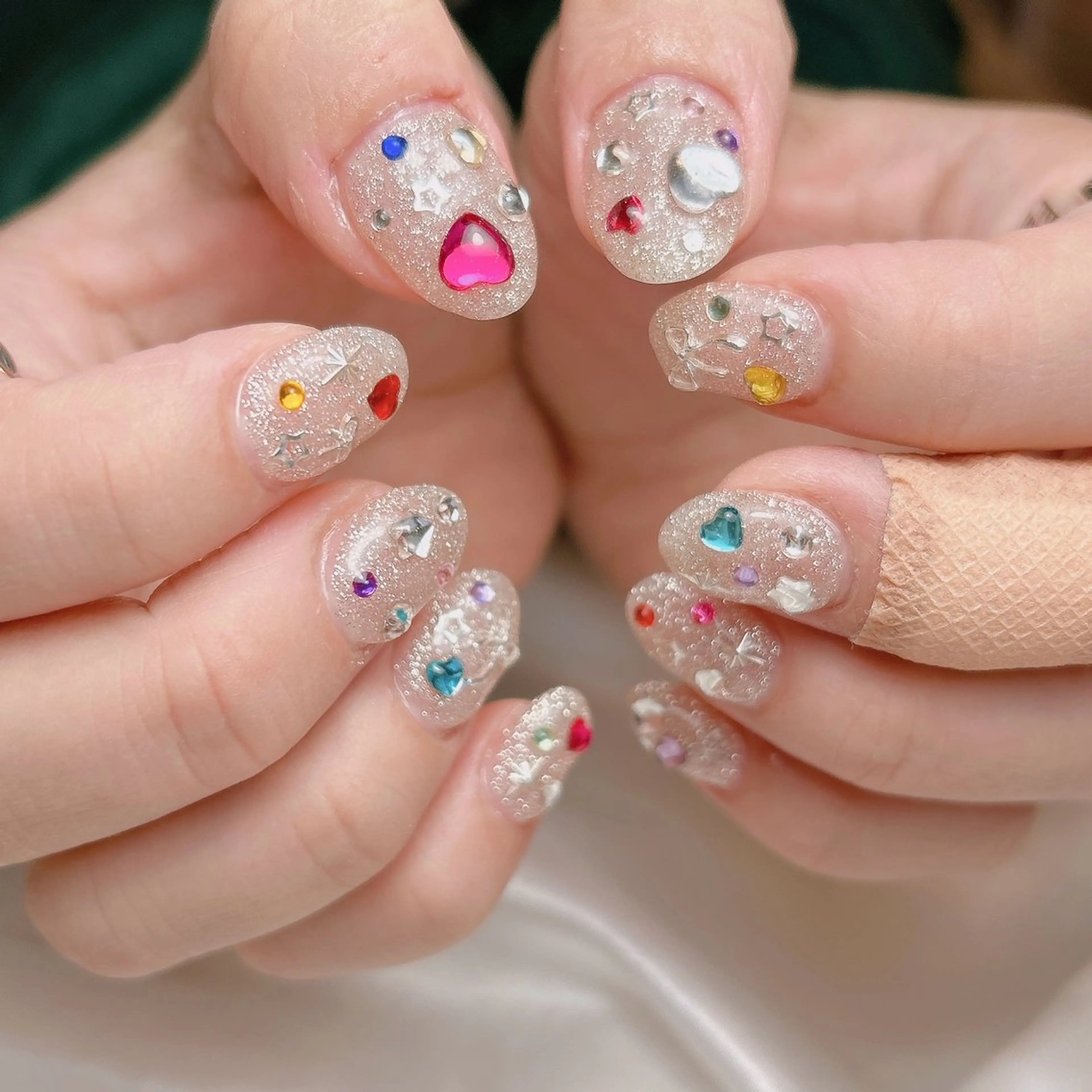 ネイル キラキラネイル ハンドネイル junna のぞいてねのネイルデザイン