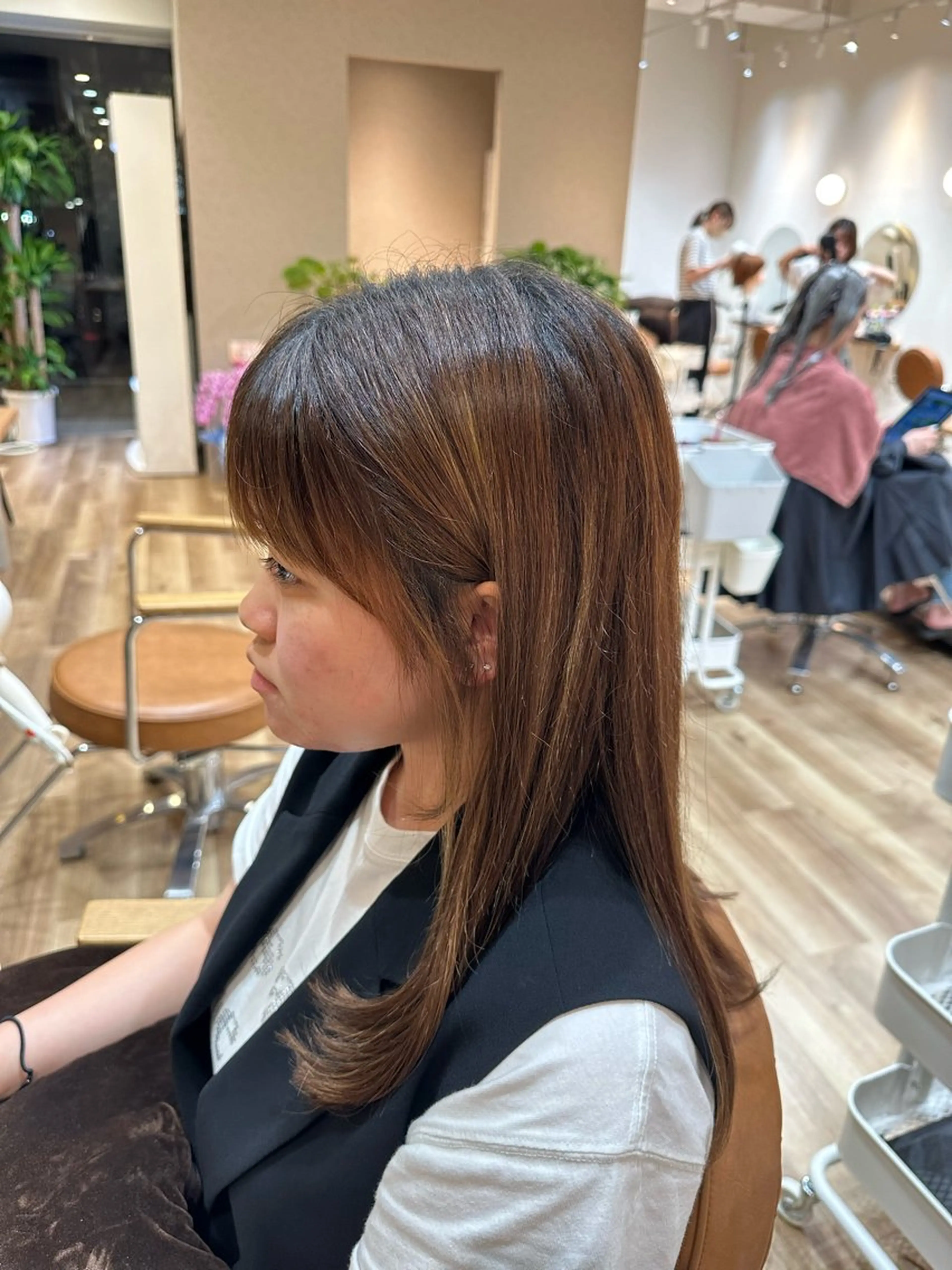 ロング 梅本 夢香のヘアスタイル