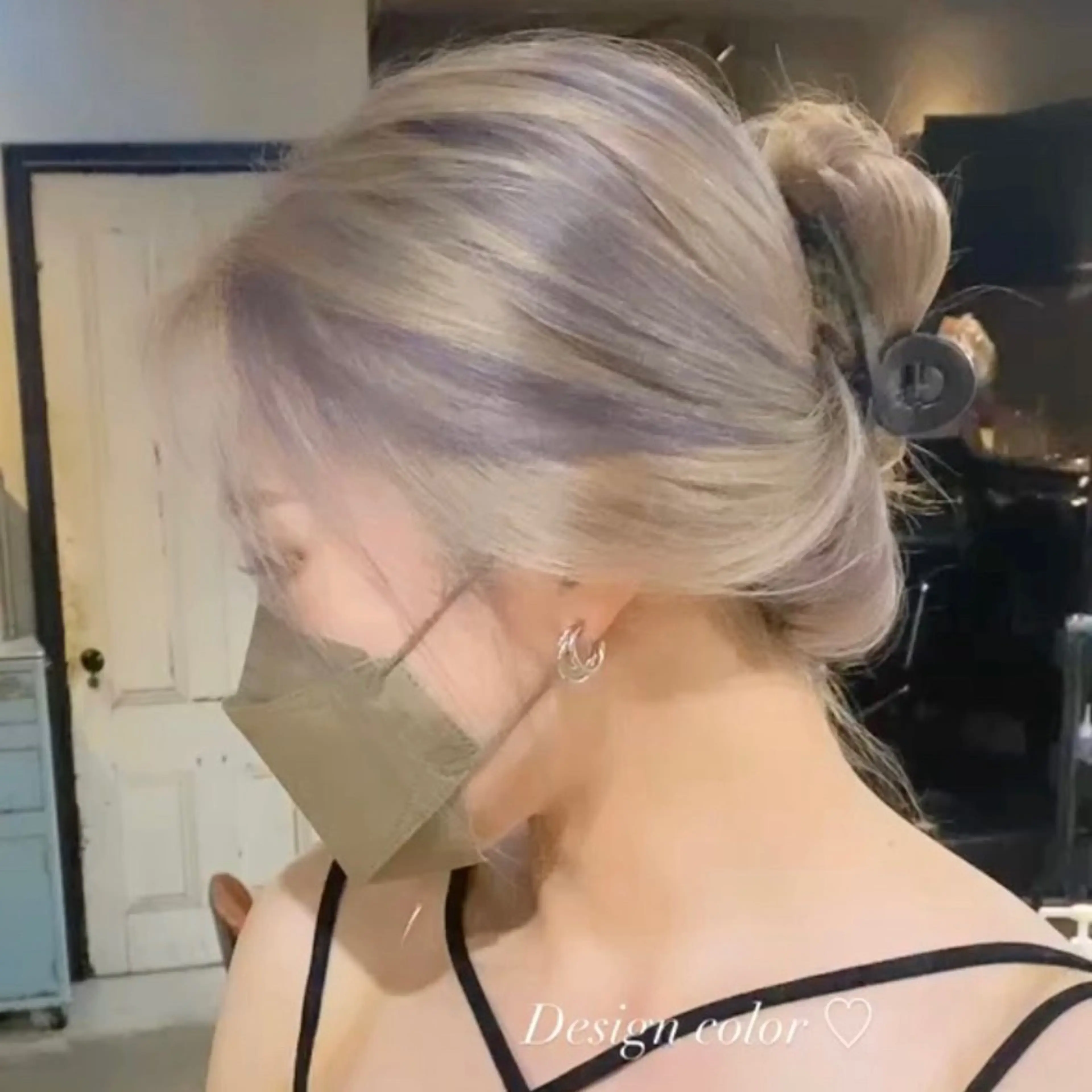 ロング ヘアカラー 韓国レイヤー/透明感 カラー🦋mioのヘアスタイル