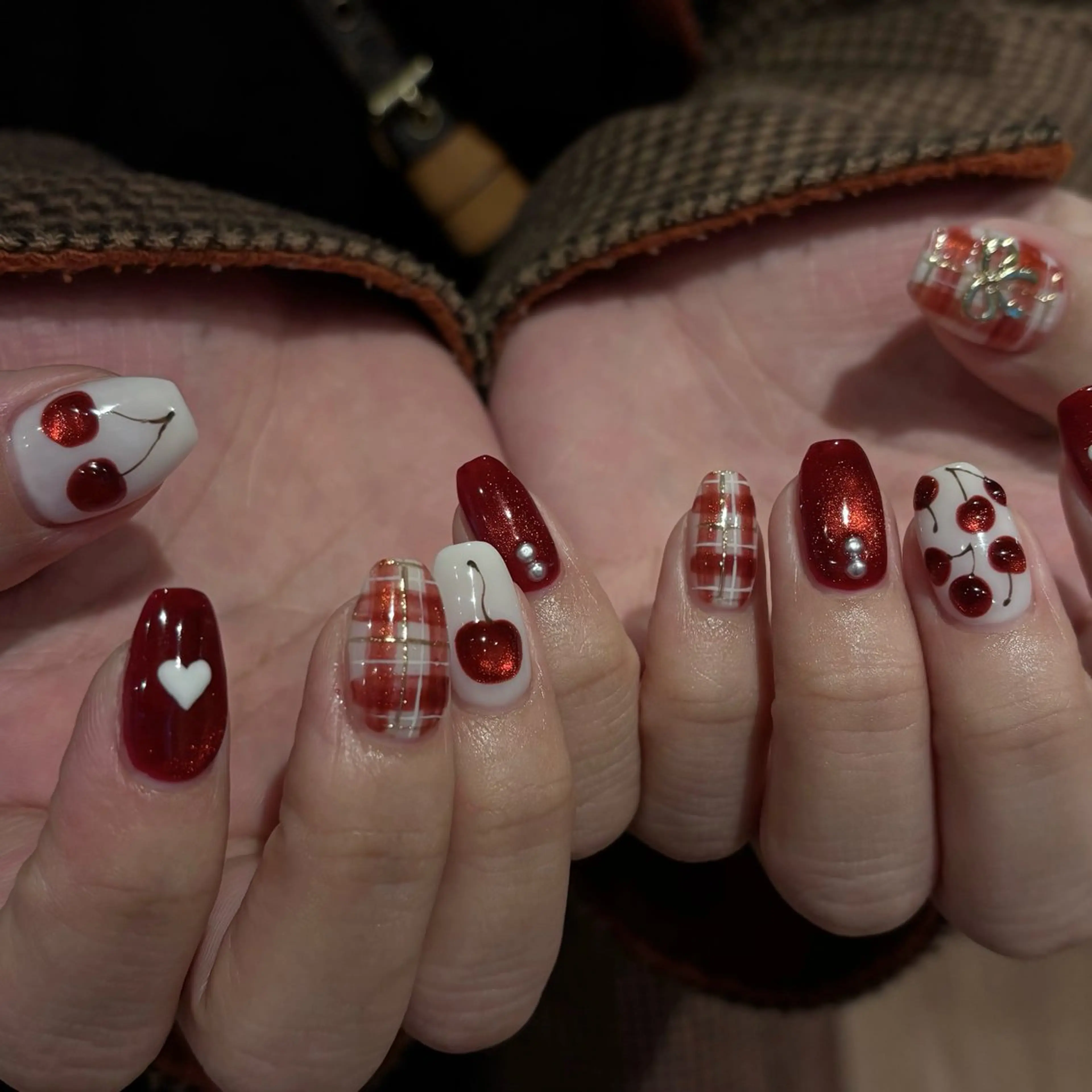 ネイル 卒業式 ハート マグネットネイル 春ネイル ハンドネイル Bianca名駅店 安田のネイルデザイン
