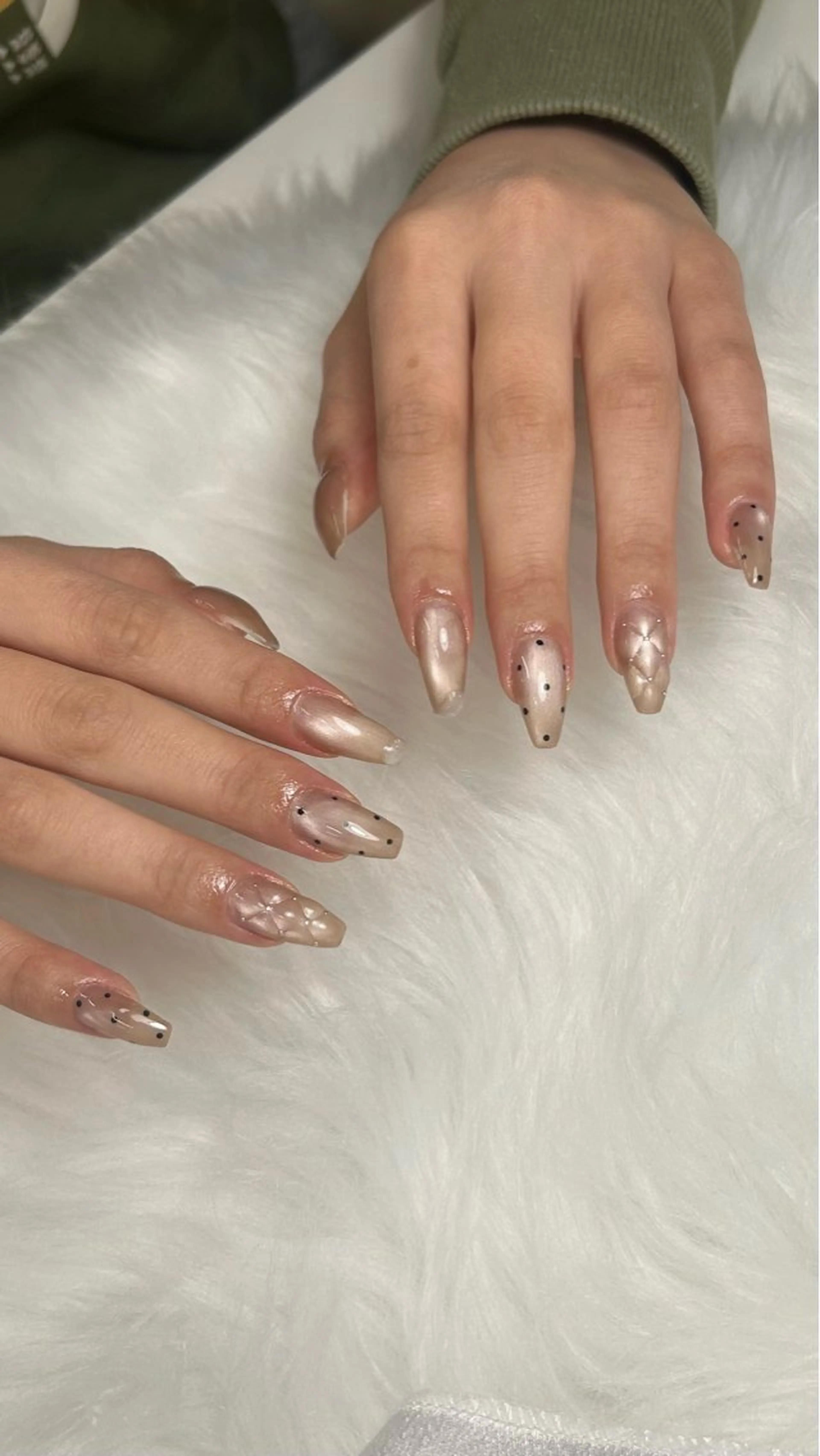 ネイル ハンドネイル haku 🤍のネイルデザイン