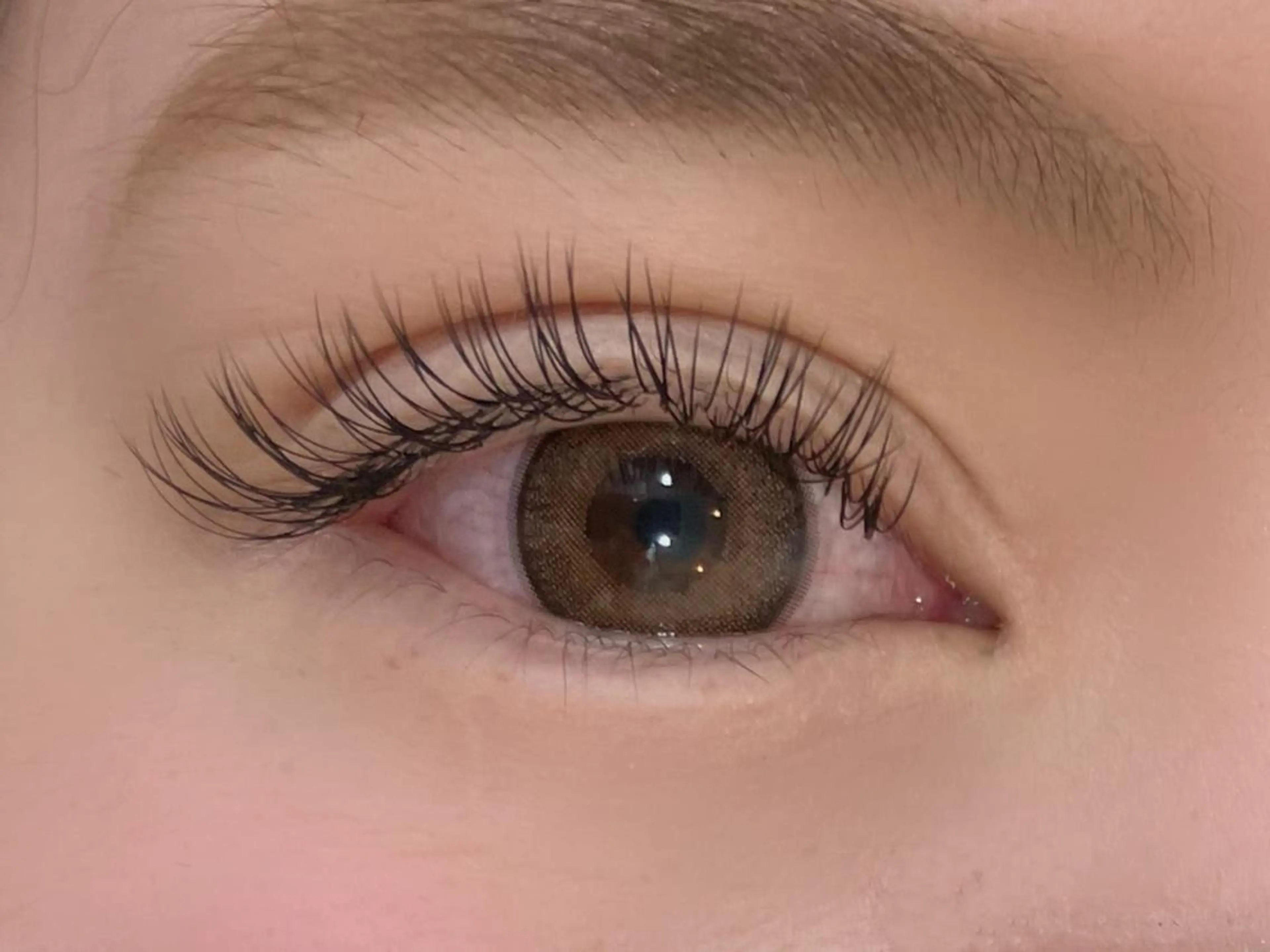 マツエク・マツパ カットスタジオピエロ所属・若江岩田マツエク SUNのマツエク・マツパデザイン